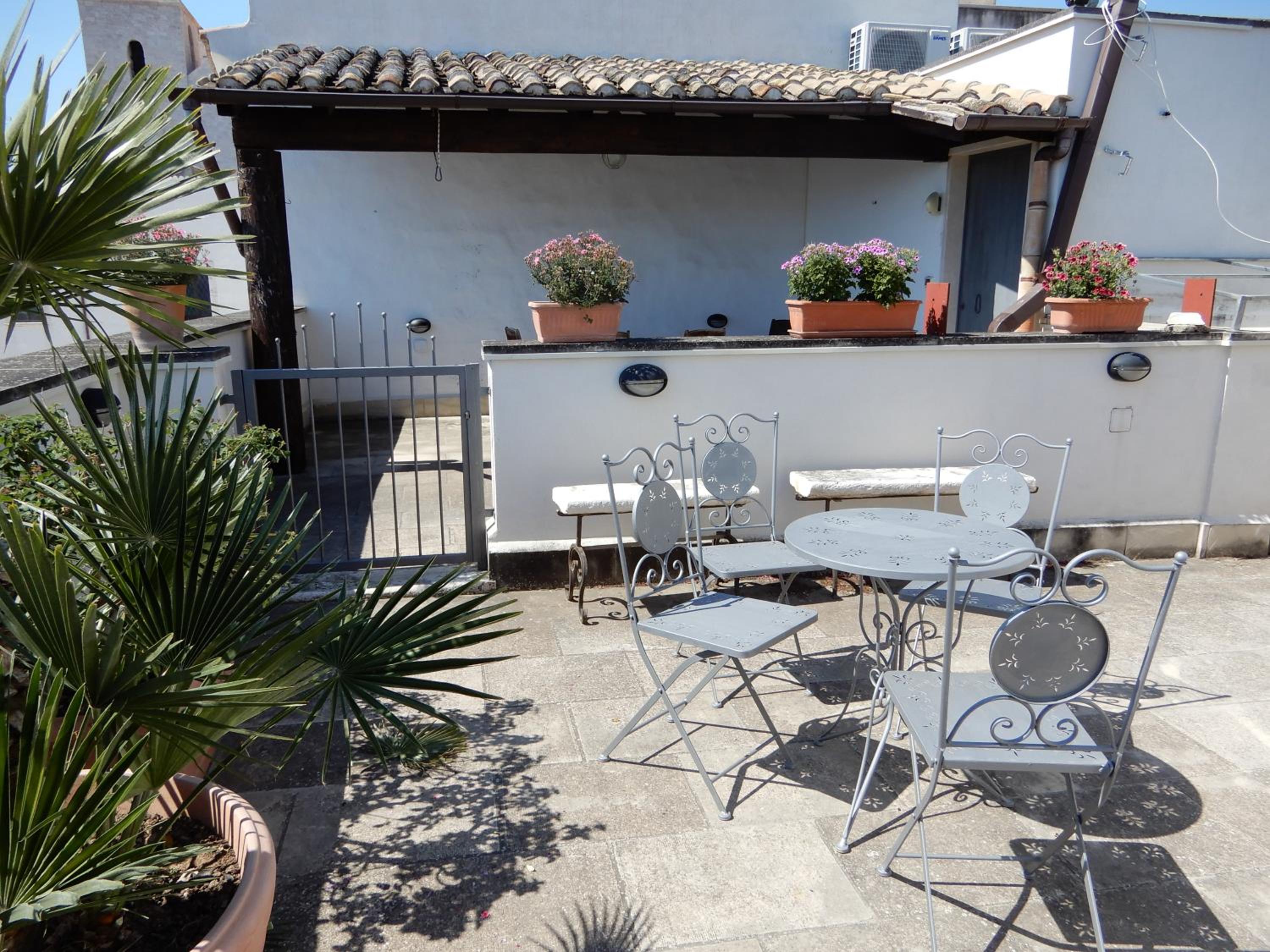 Case Vacanza ARCO SANT'ANTONIO view 2