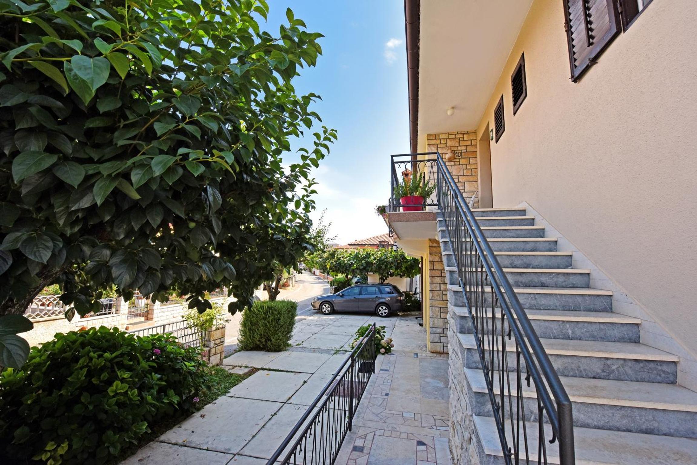 Apartments Pierina