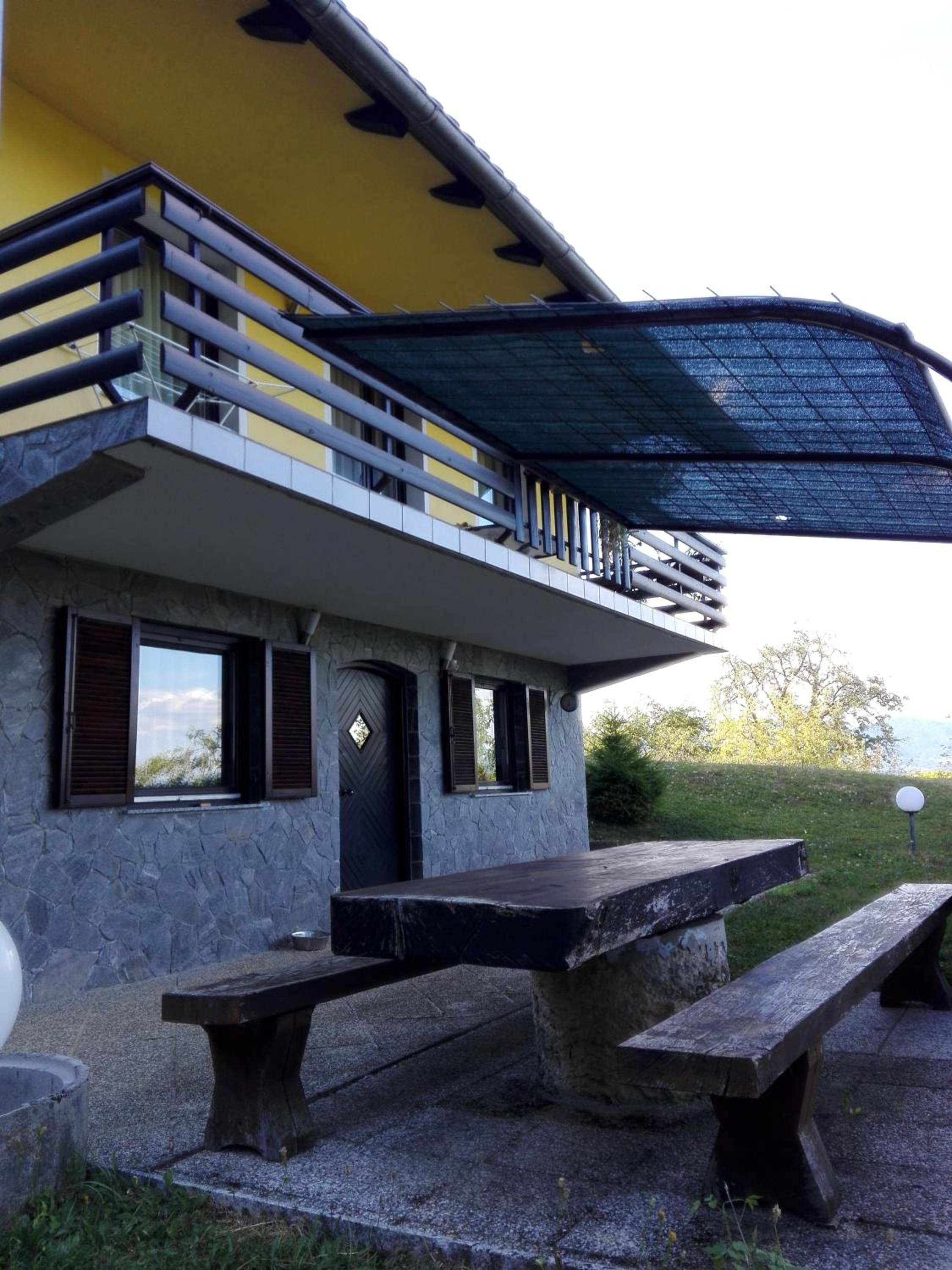 Getaway "At the three lights" view 5