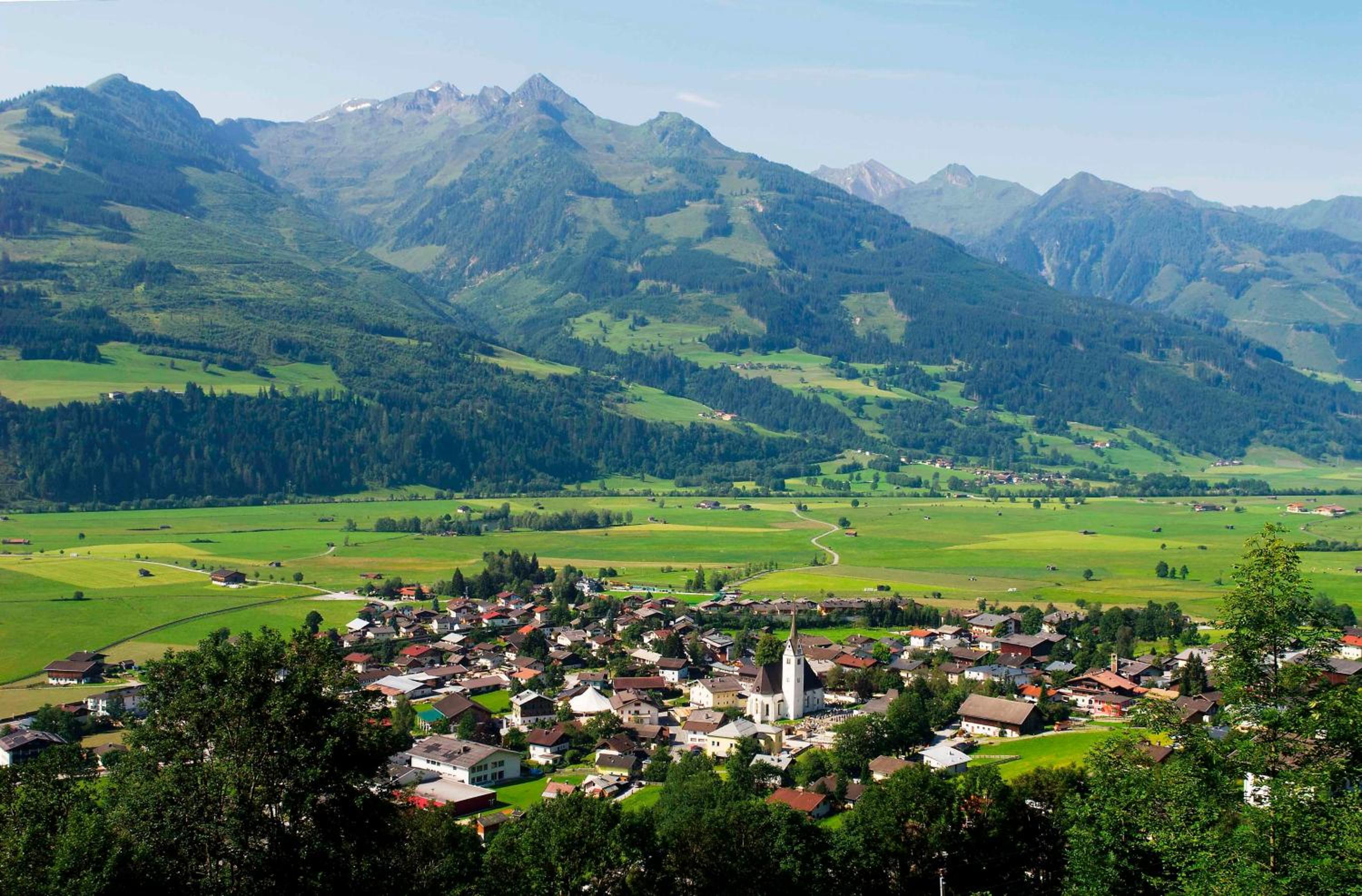Rodlers Chalet view 5