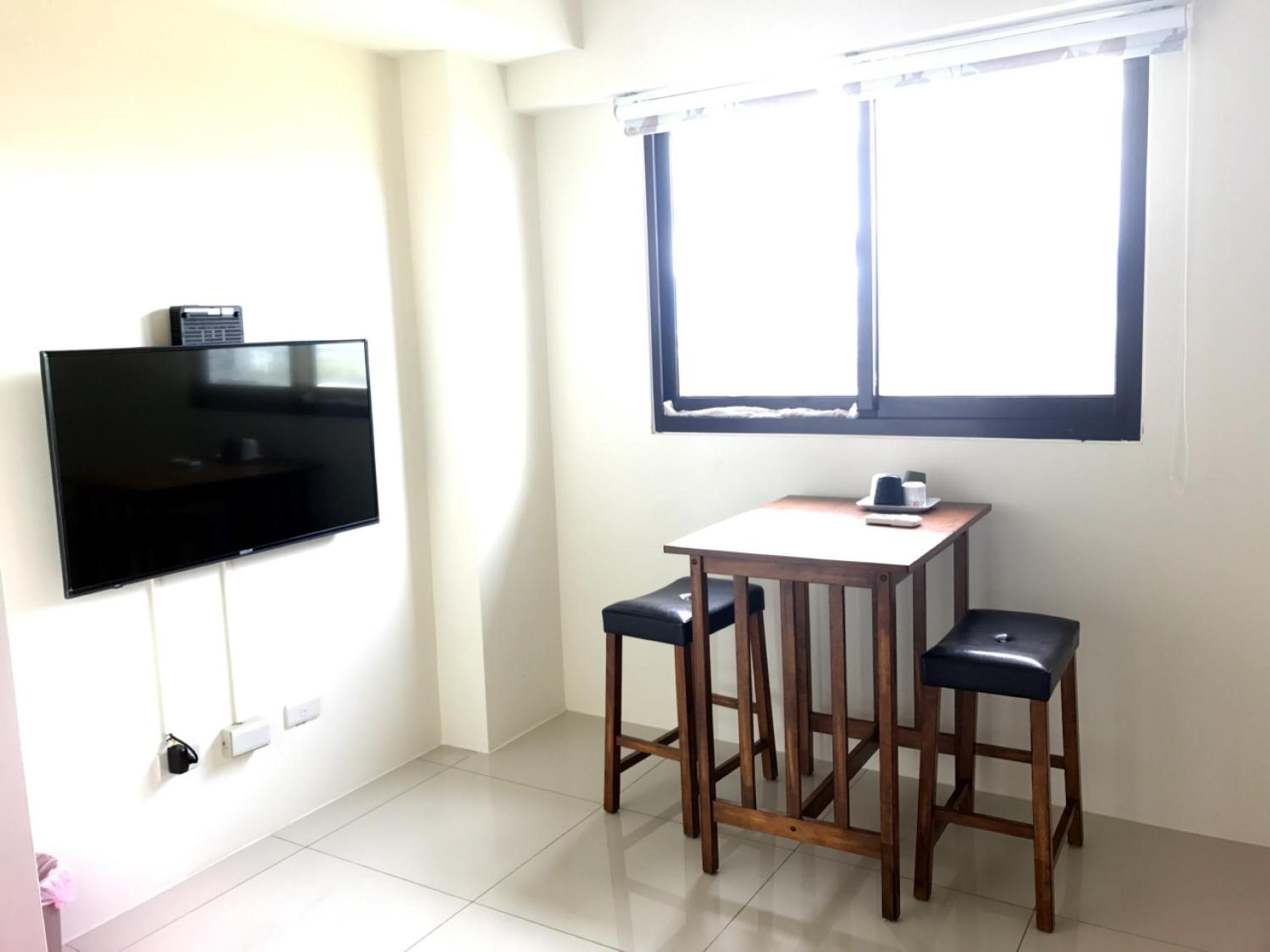 Yin Mama Warm House