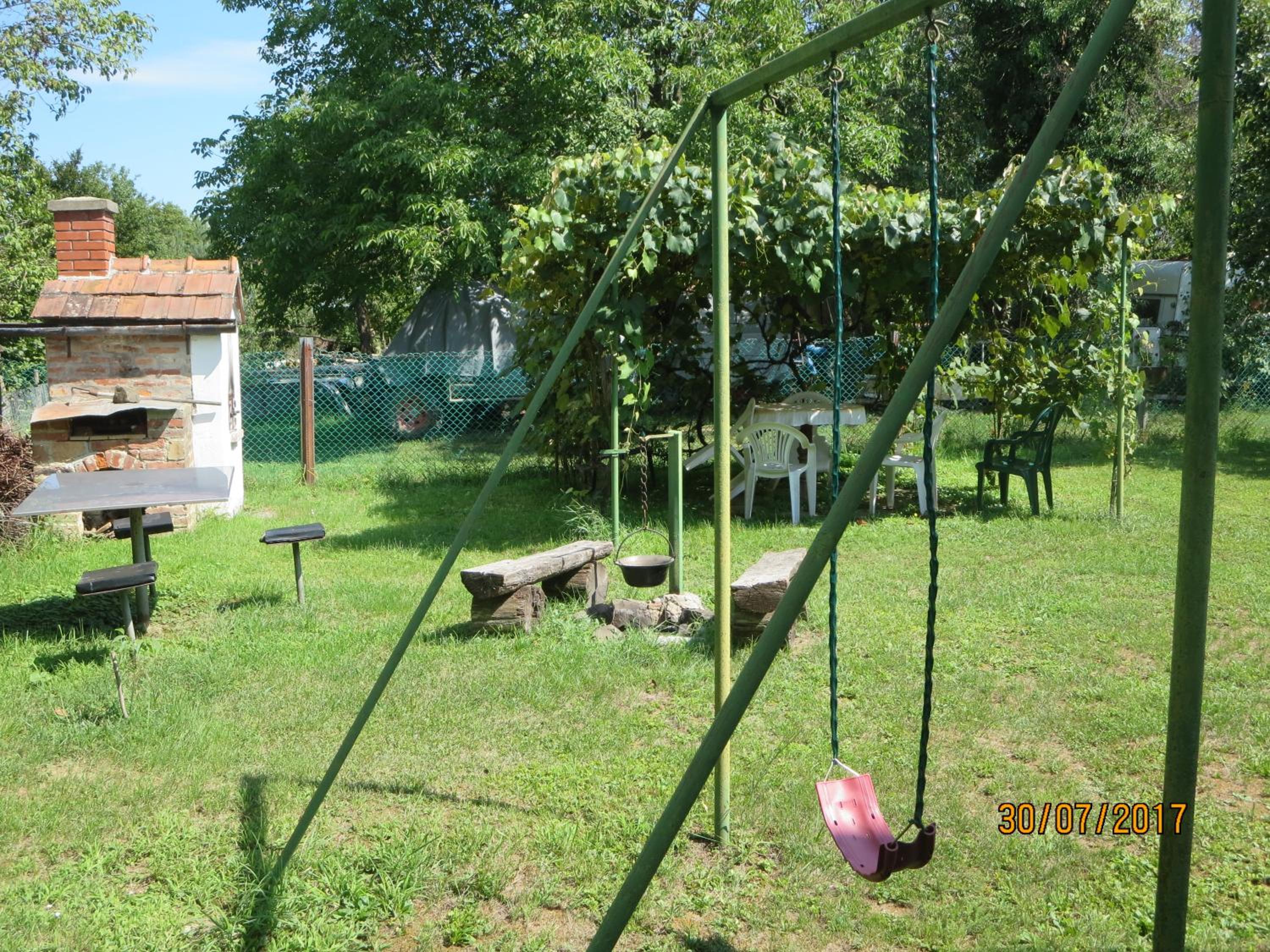 Photo 46