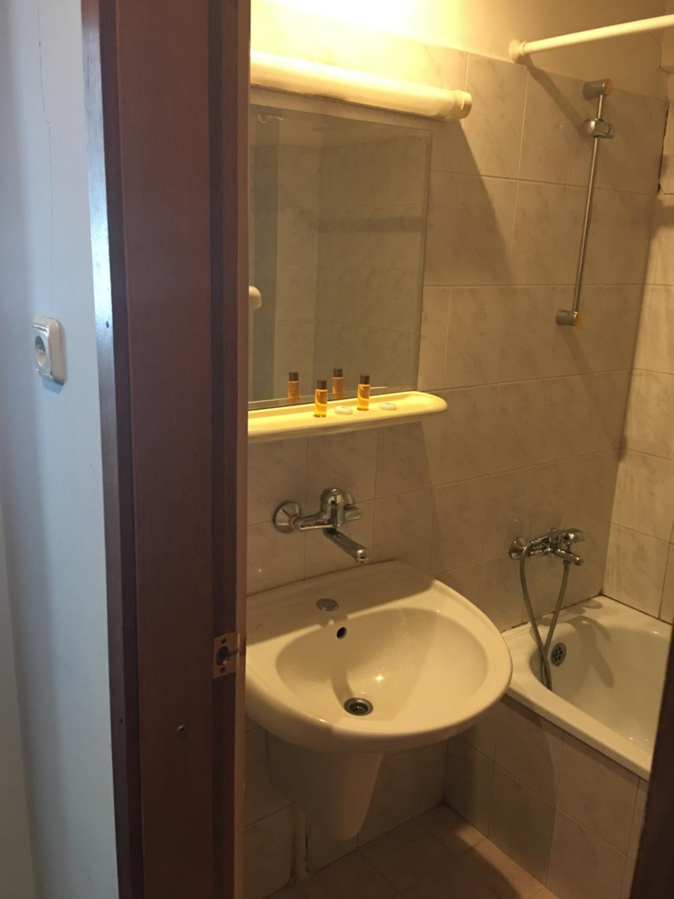 Hostel Elena