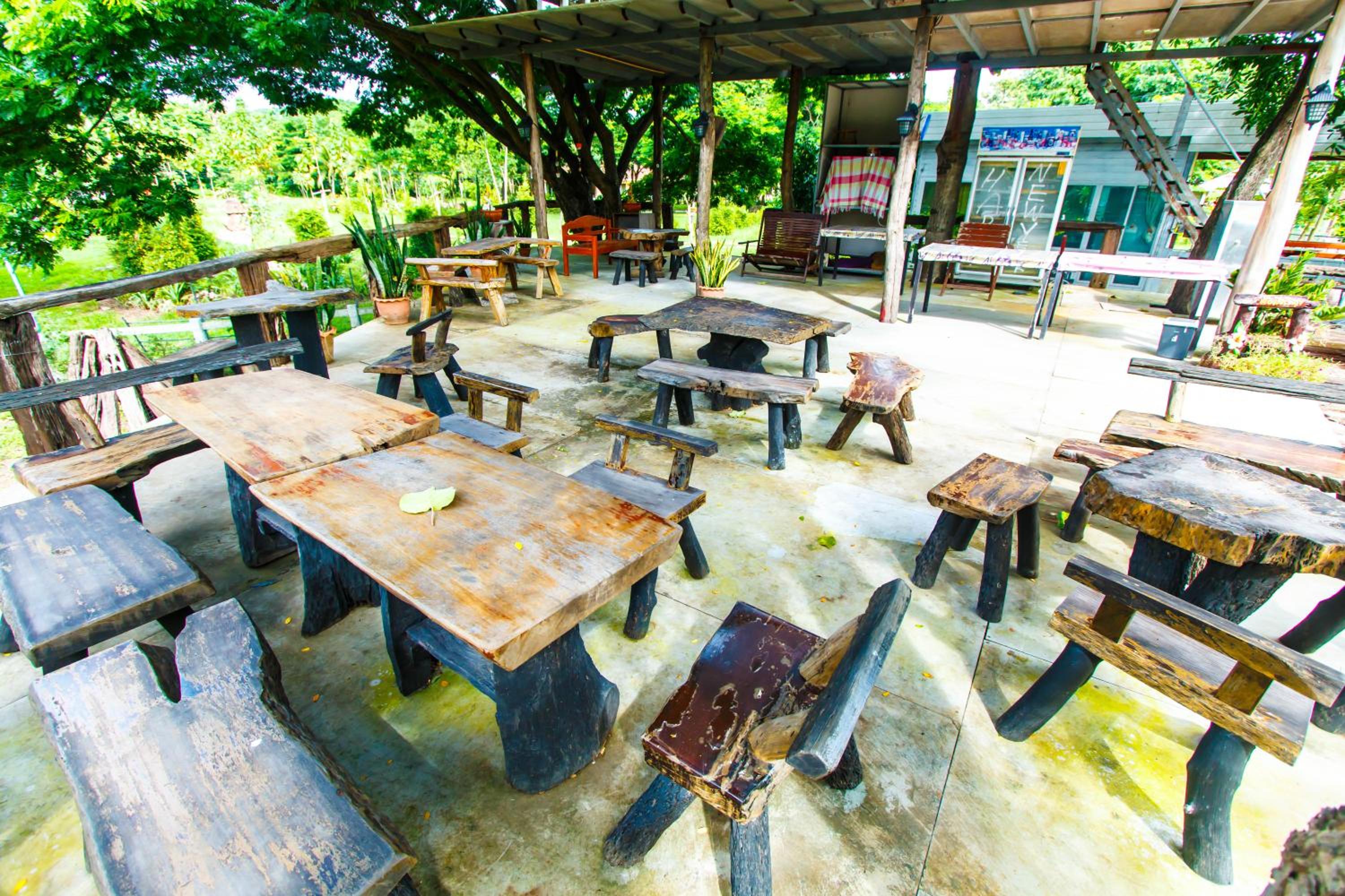 Phutawan Resort