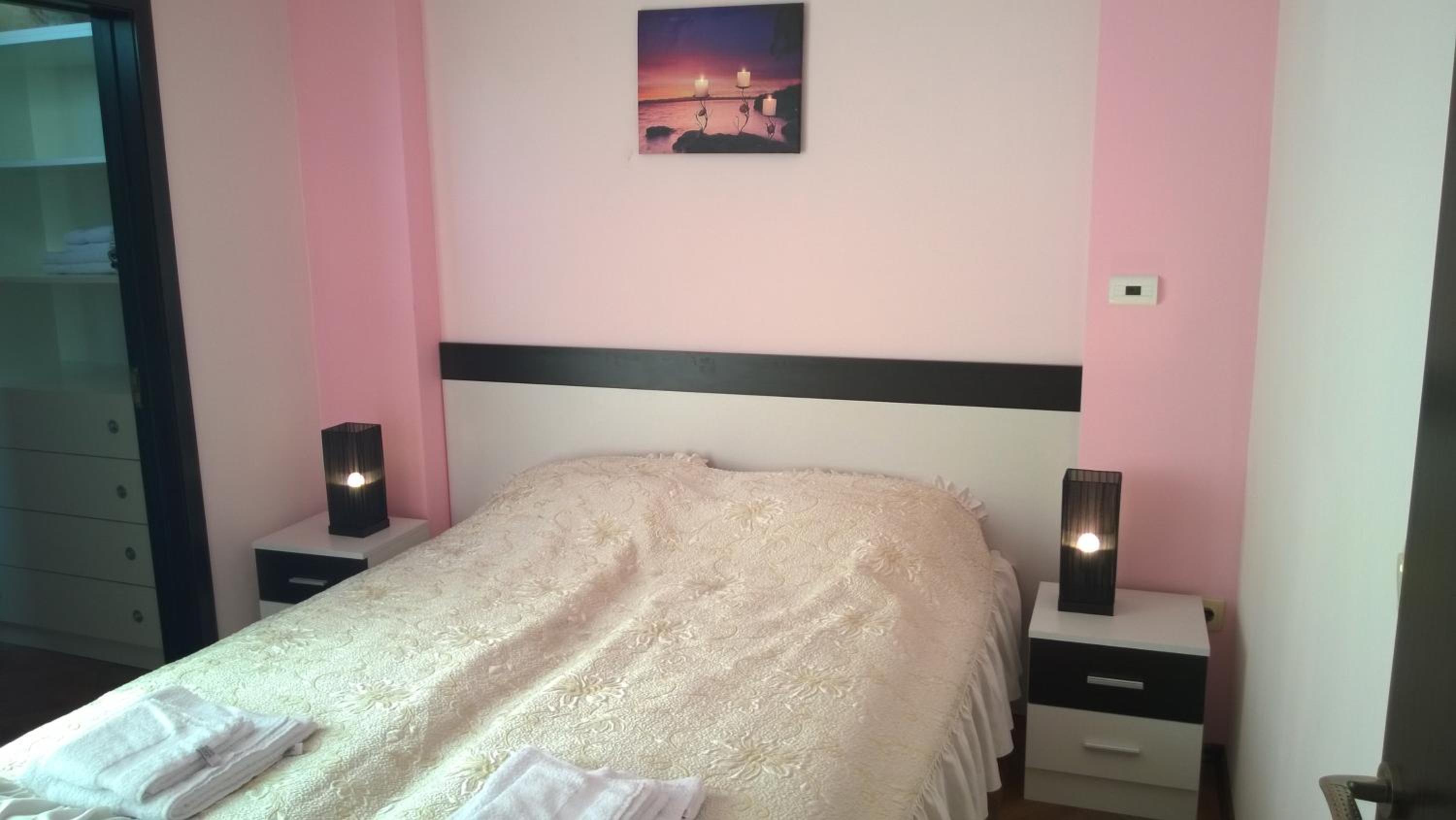 Apartment Ira