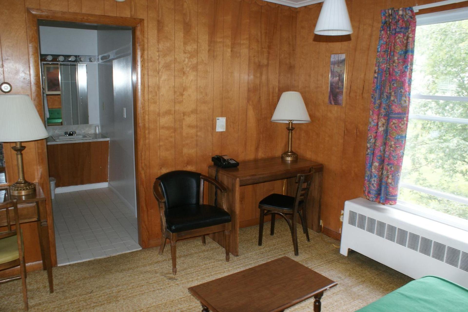 Northern Peaks Motor Inn