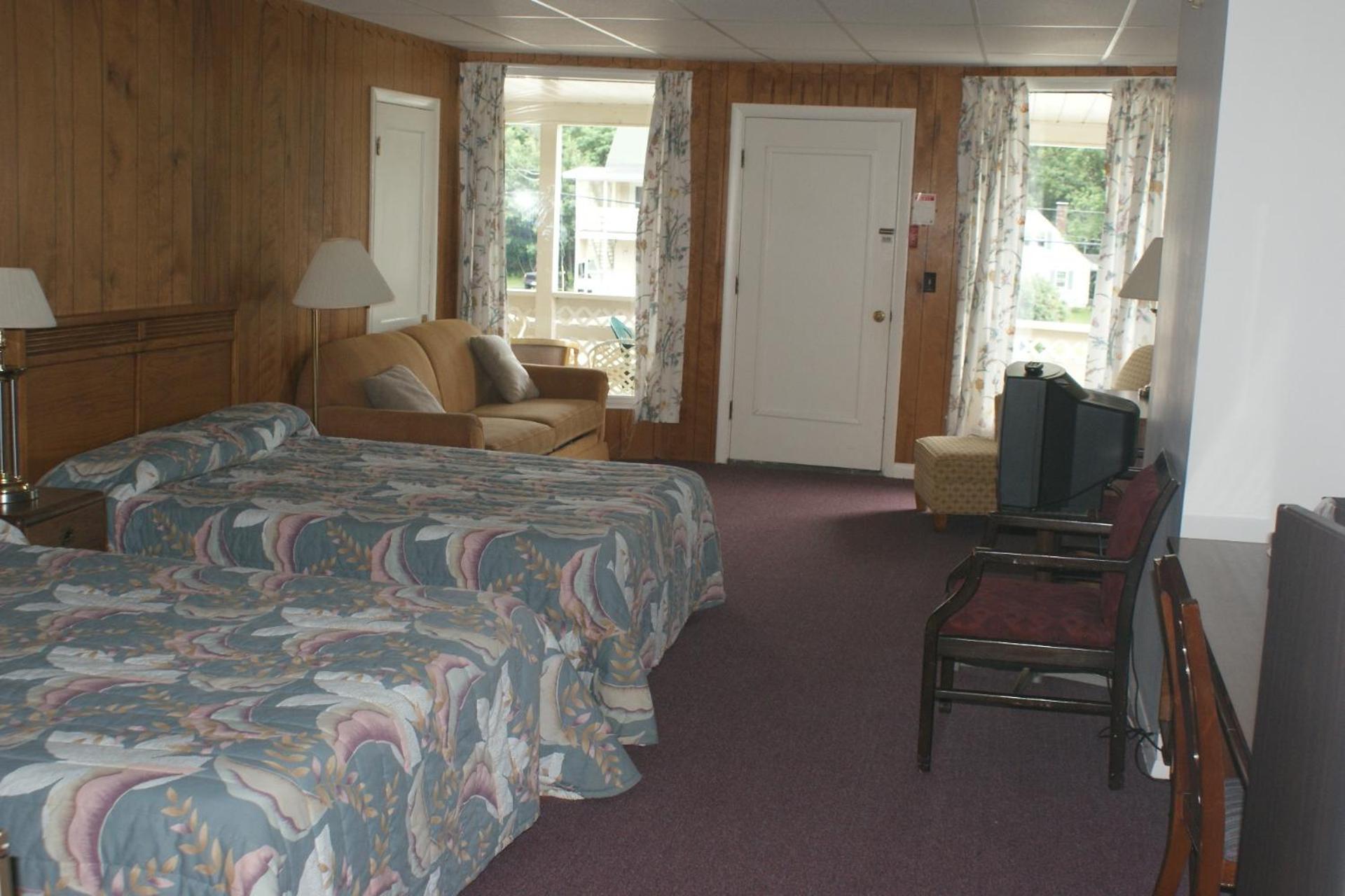 Northern Peaks Motor Inn