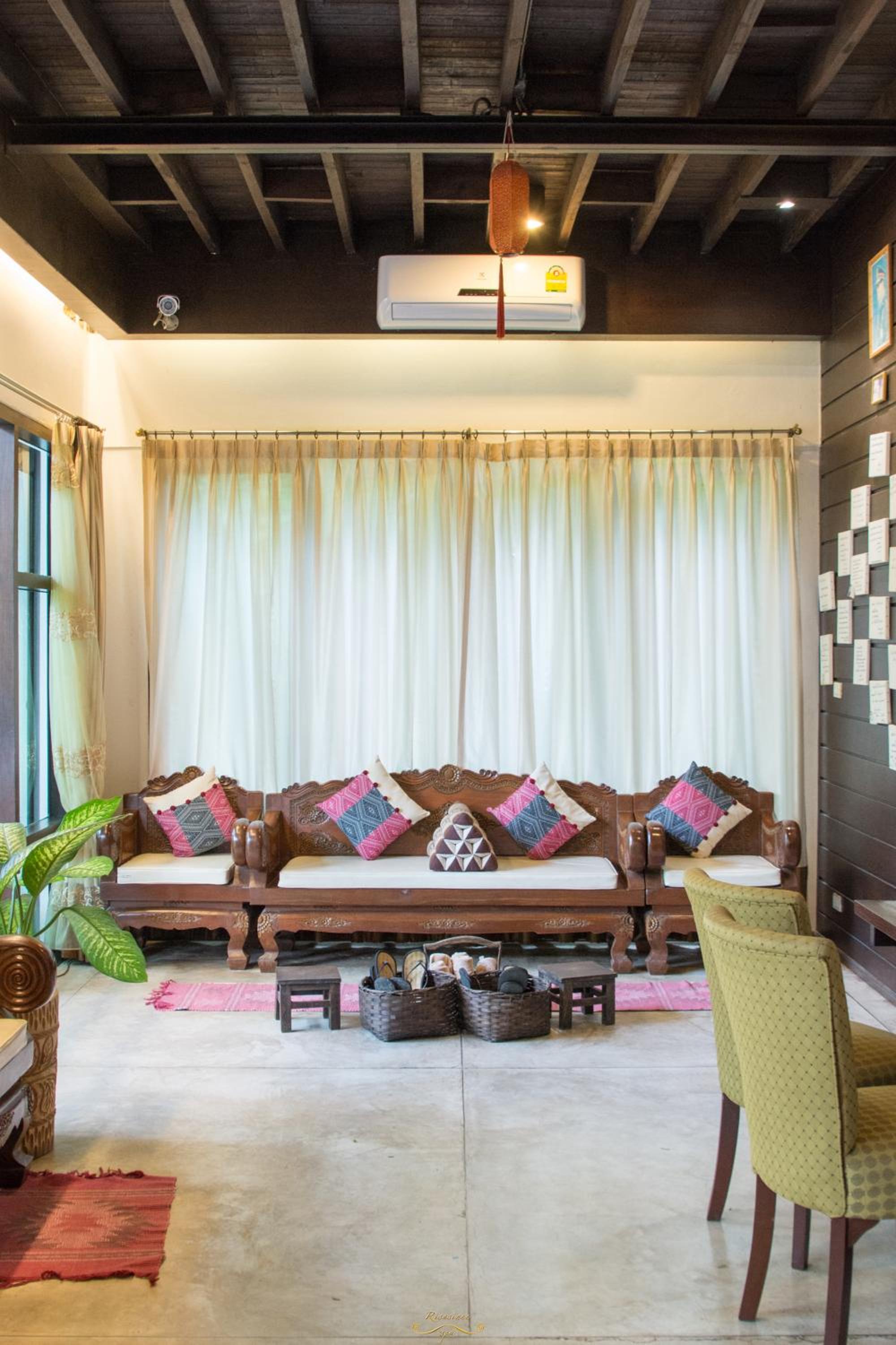 Risasinee Spa & Resort