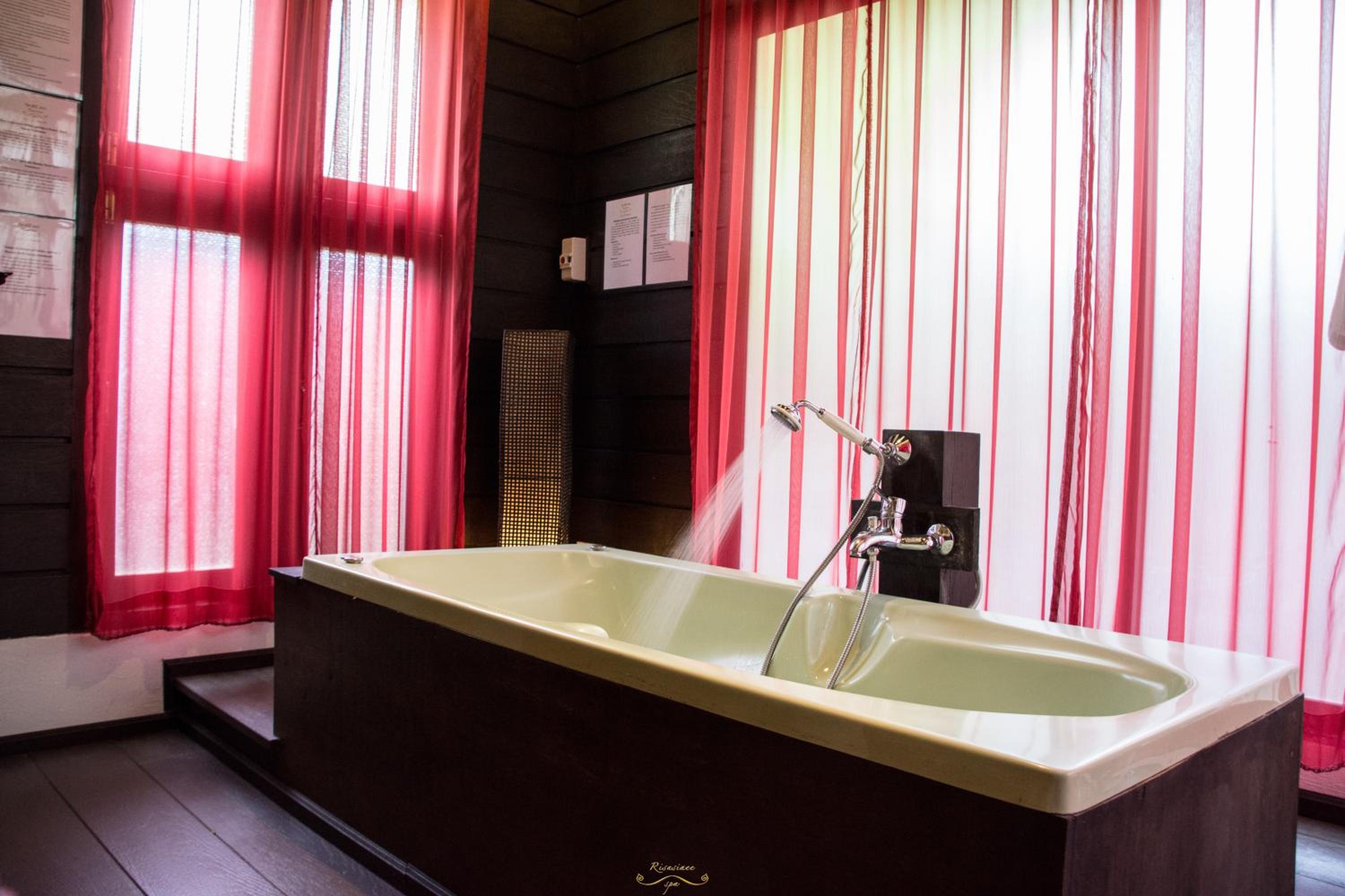 Risasinee Spa & Resort