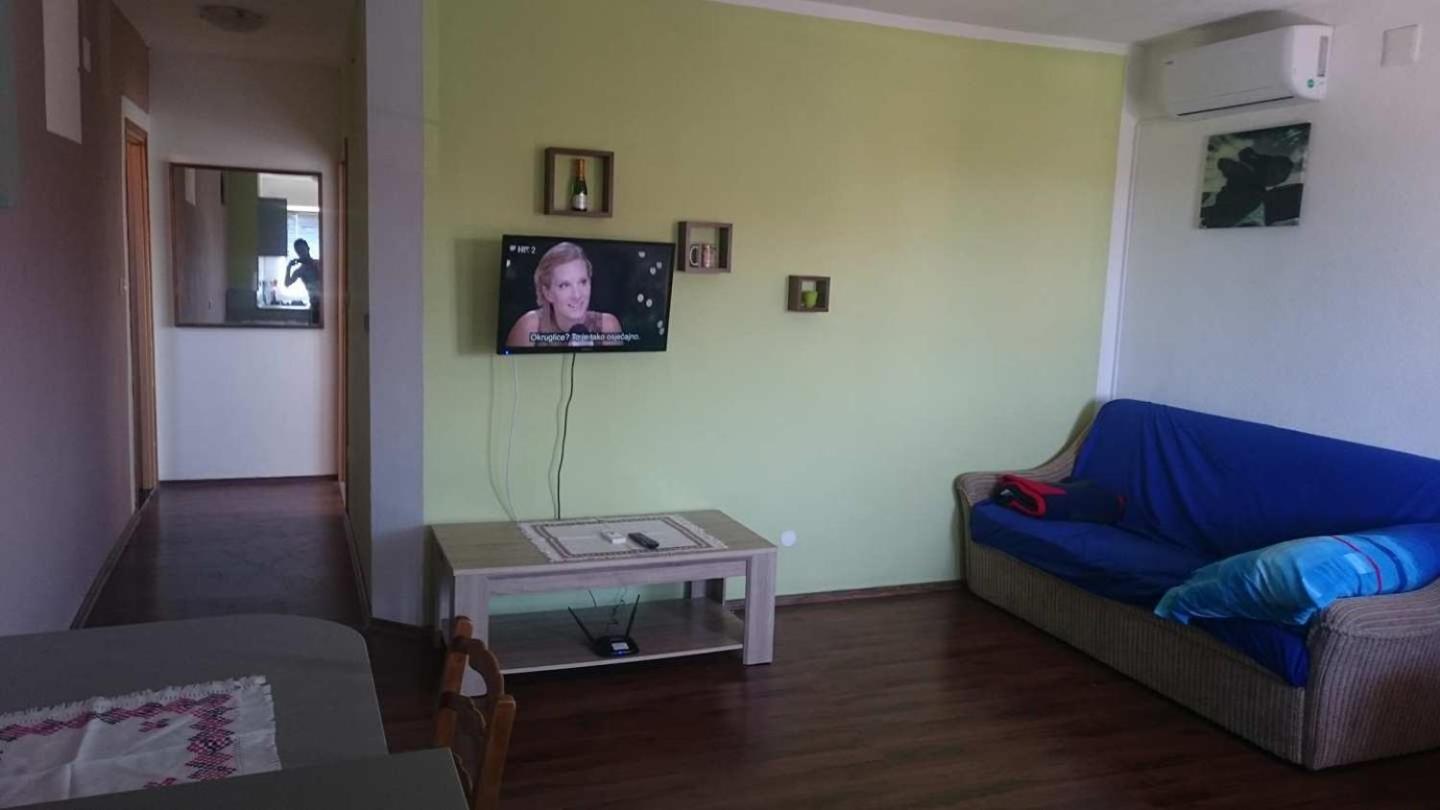 Photo 43
