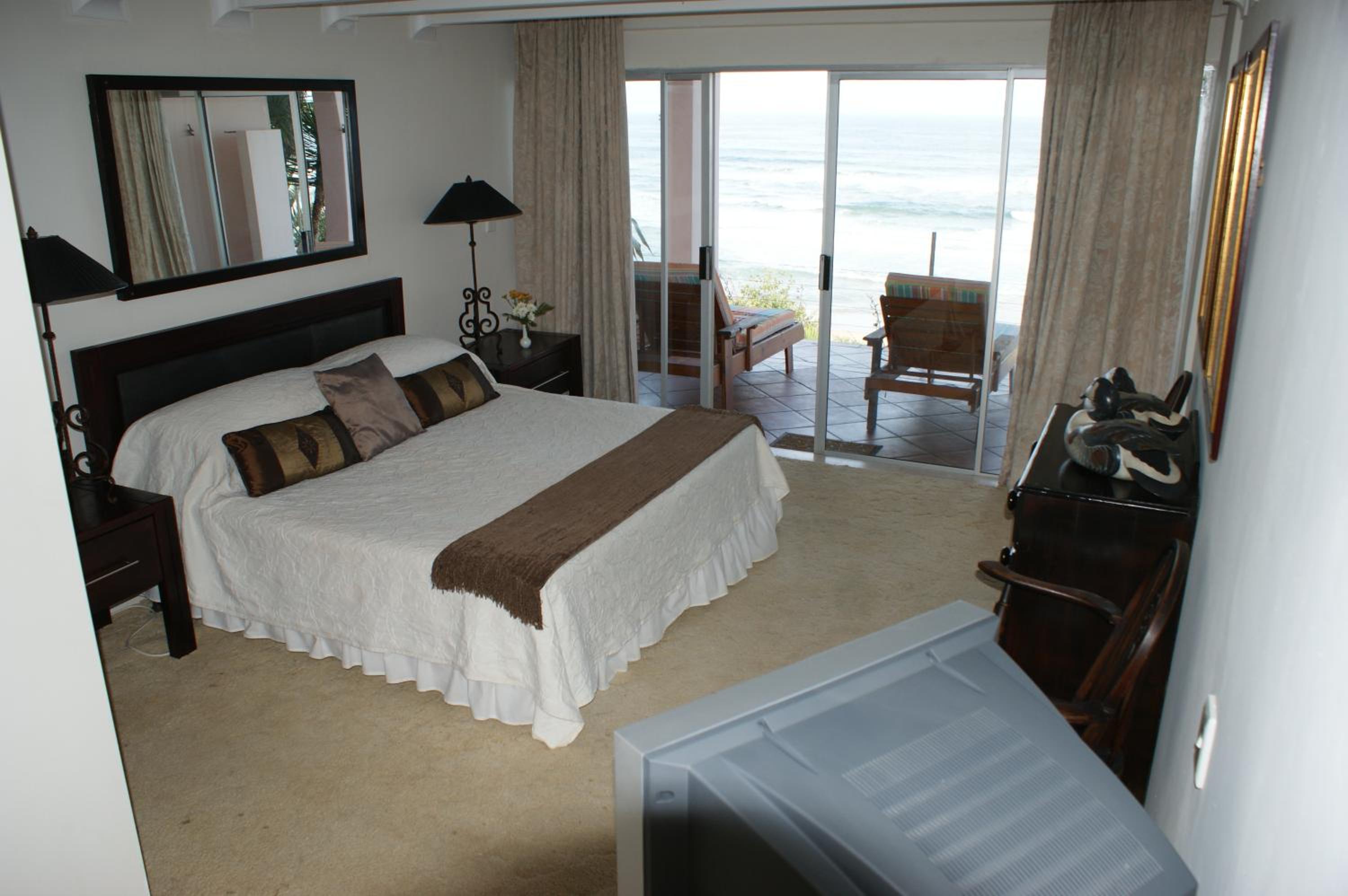 The Pink Lodge on The Beach