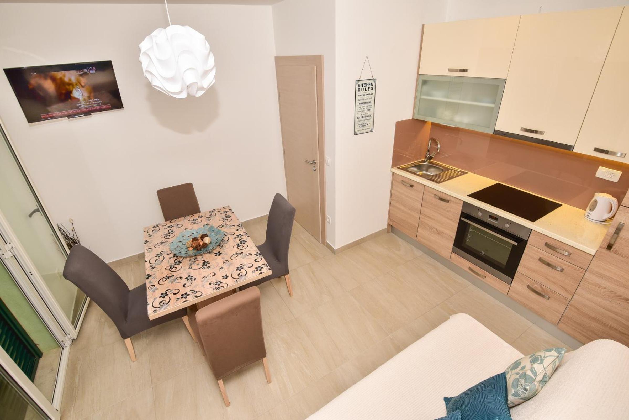 Apartments Mustapic