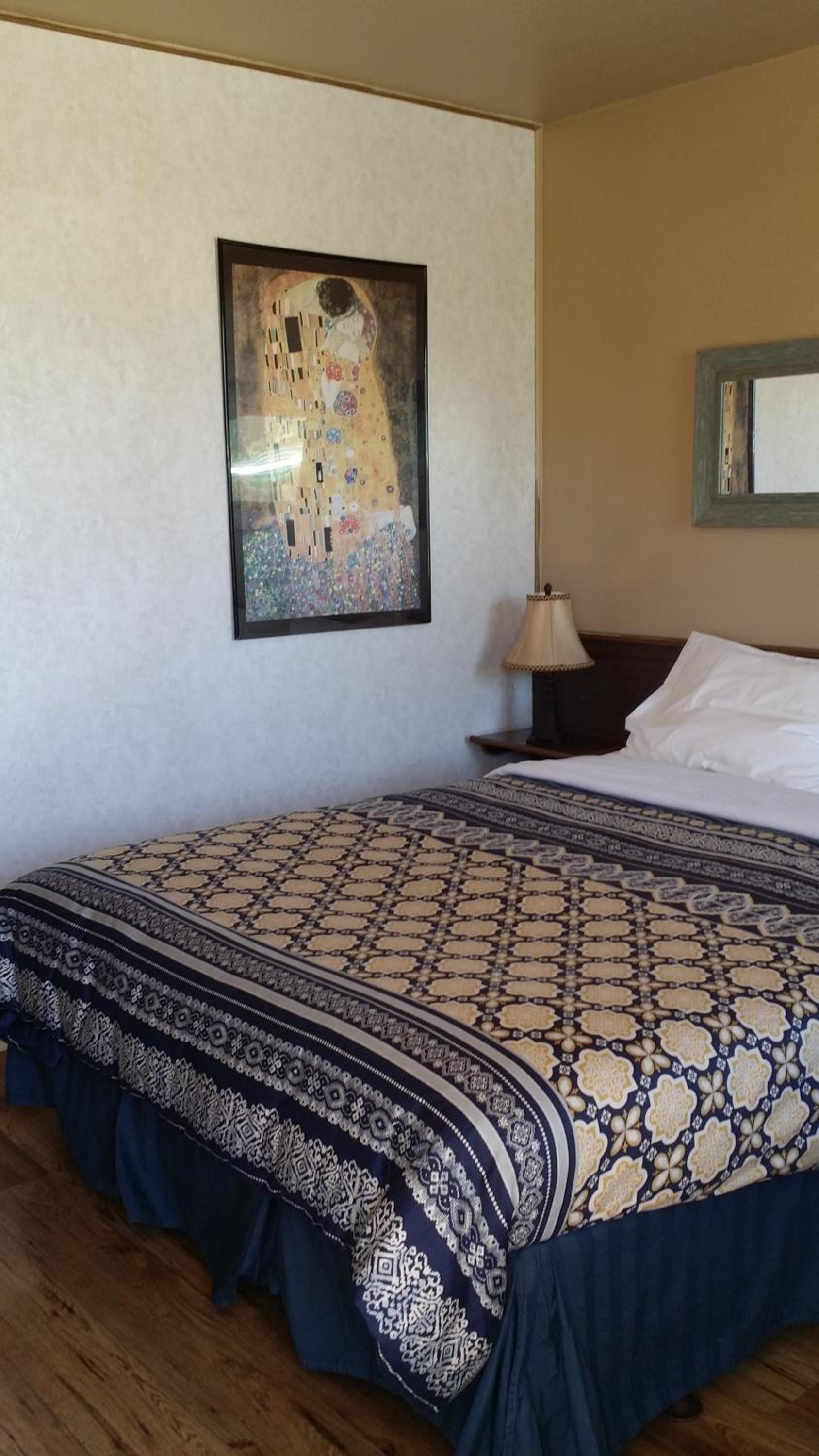 Century II Motel