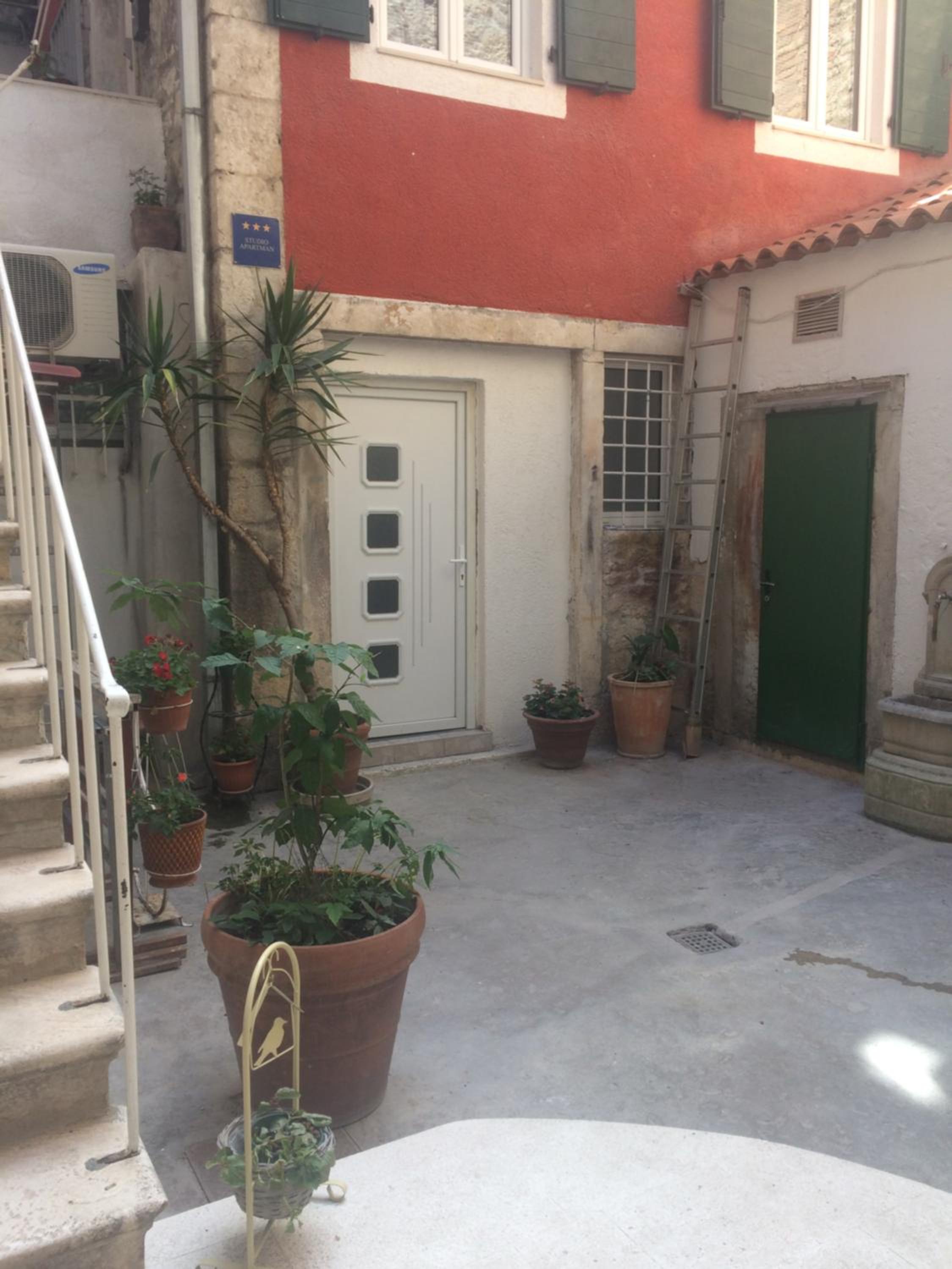 Studio apartman Ana view 5