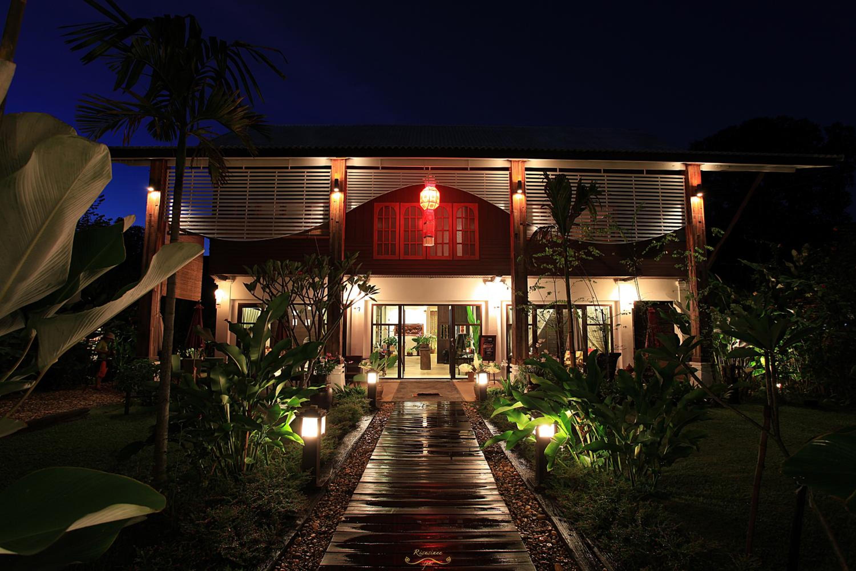 Risasinee Spa & Resort