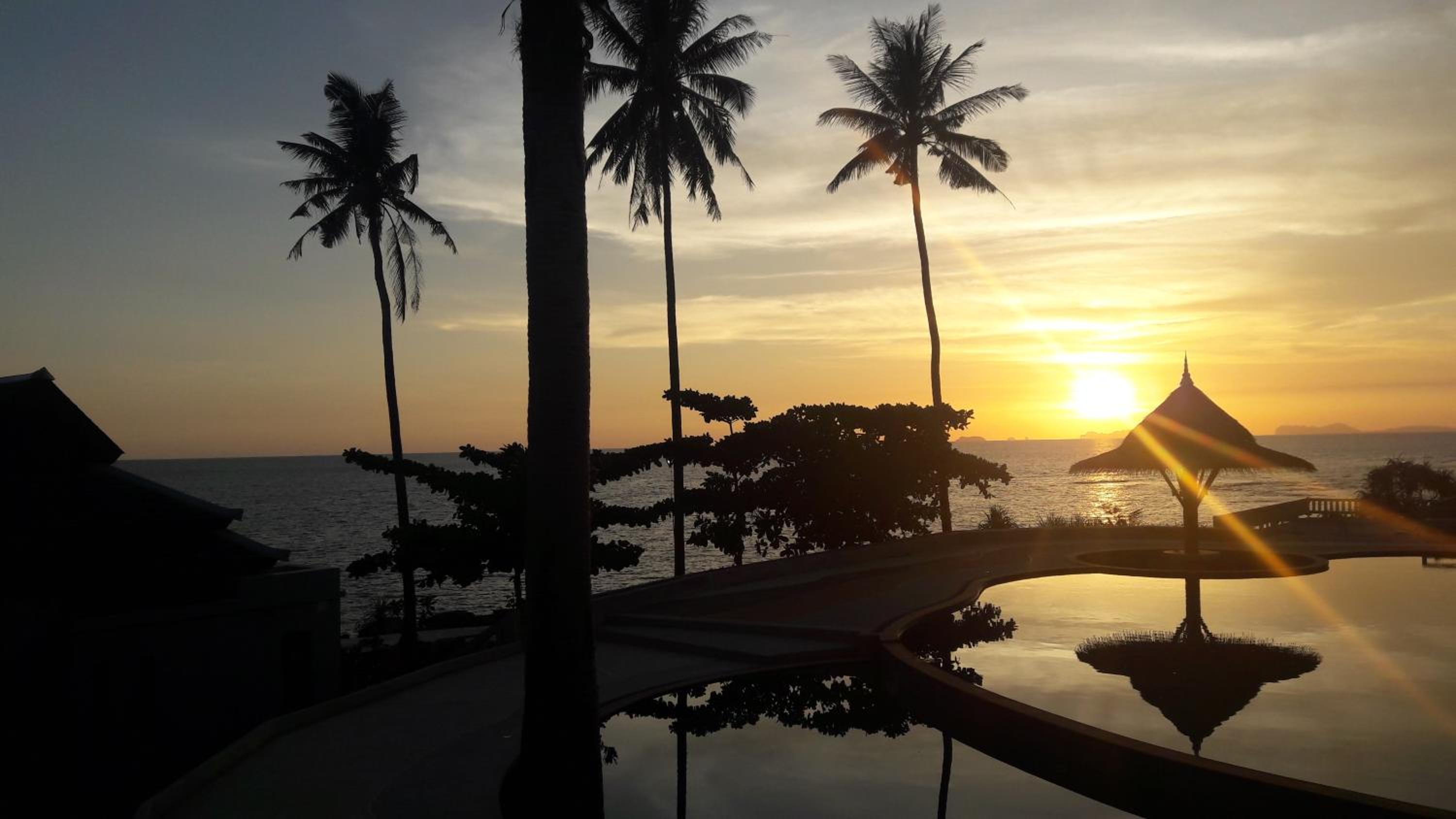 Lanta Corner Resort