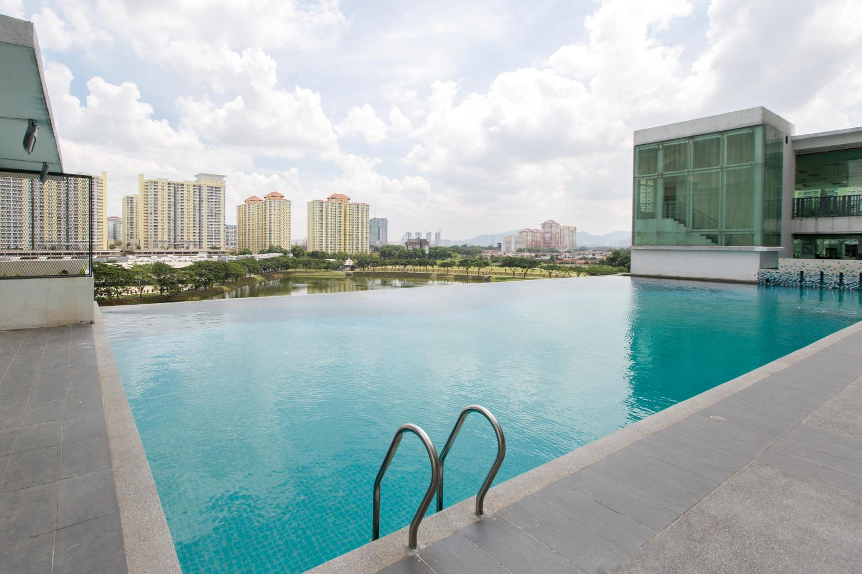 SETAPAK CENTRAL KUALA LUMPUR - By ALOHA