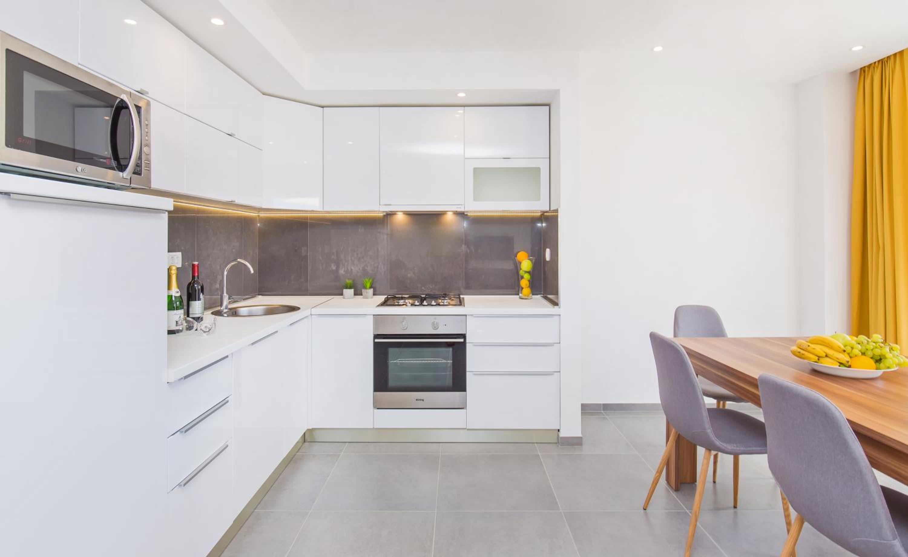Apartments Marivo view 3