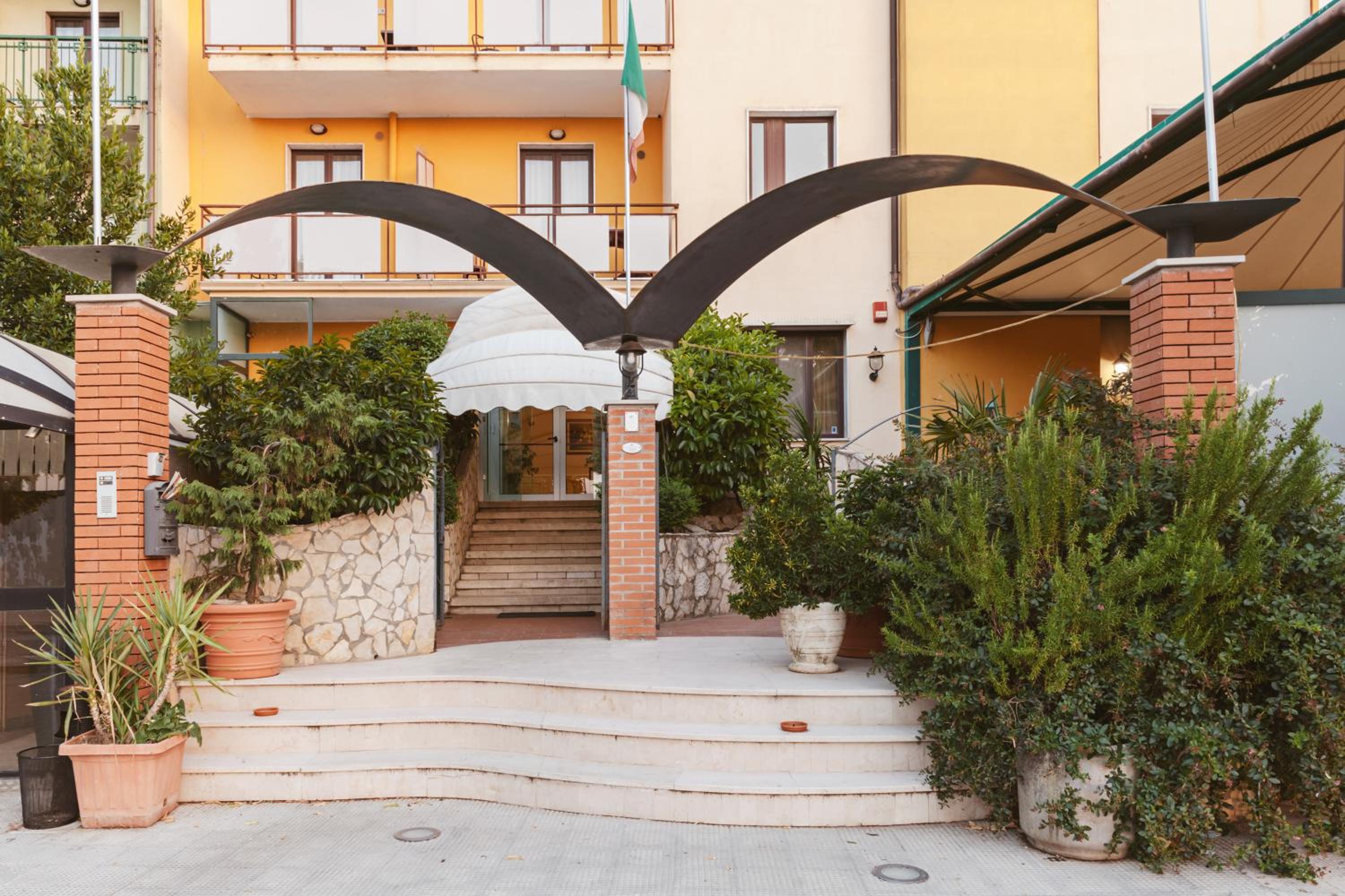Hotel Villa Del Sorriso - Image 1