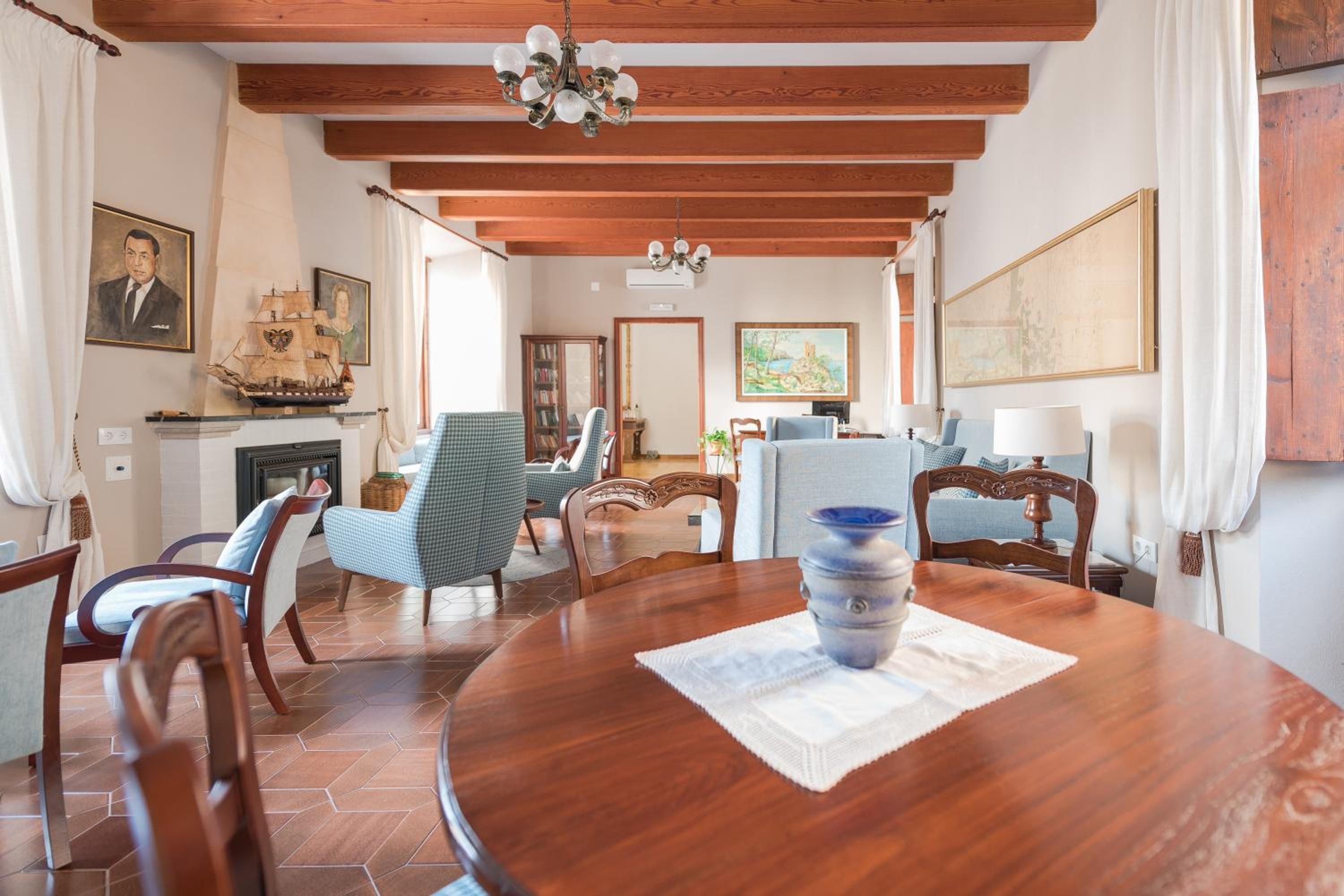 Hostal Sa Baronia