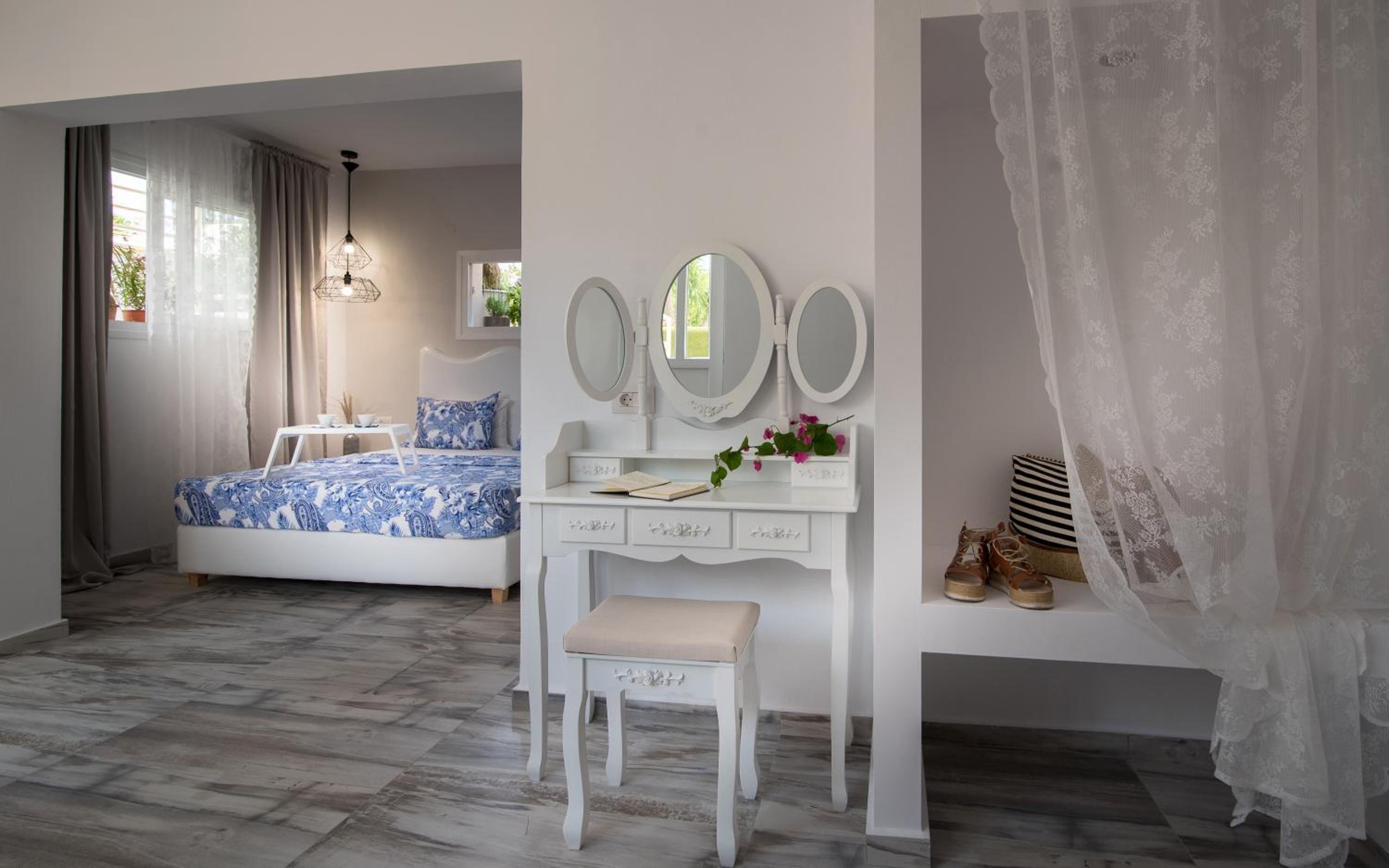 Stella Maria Hotel & Suites