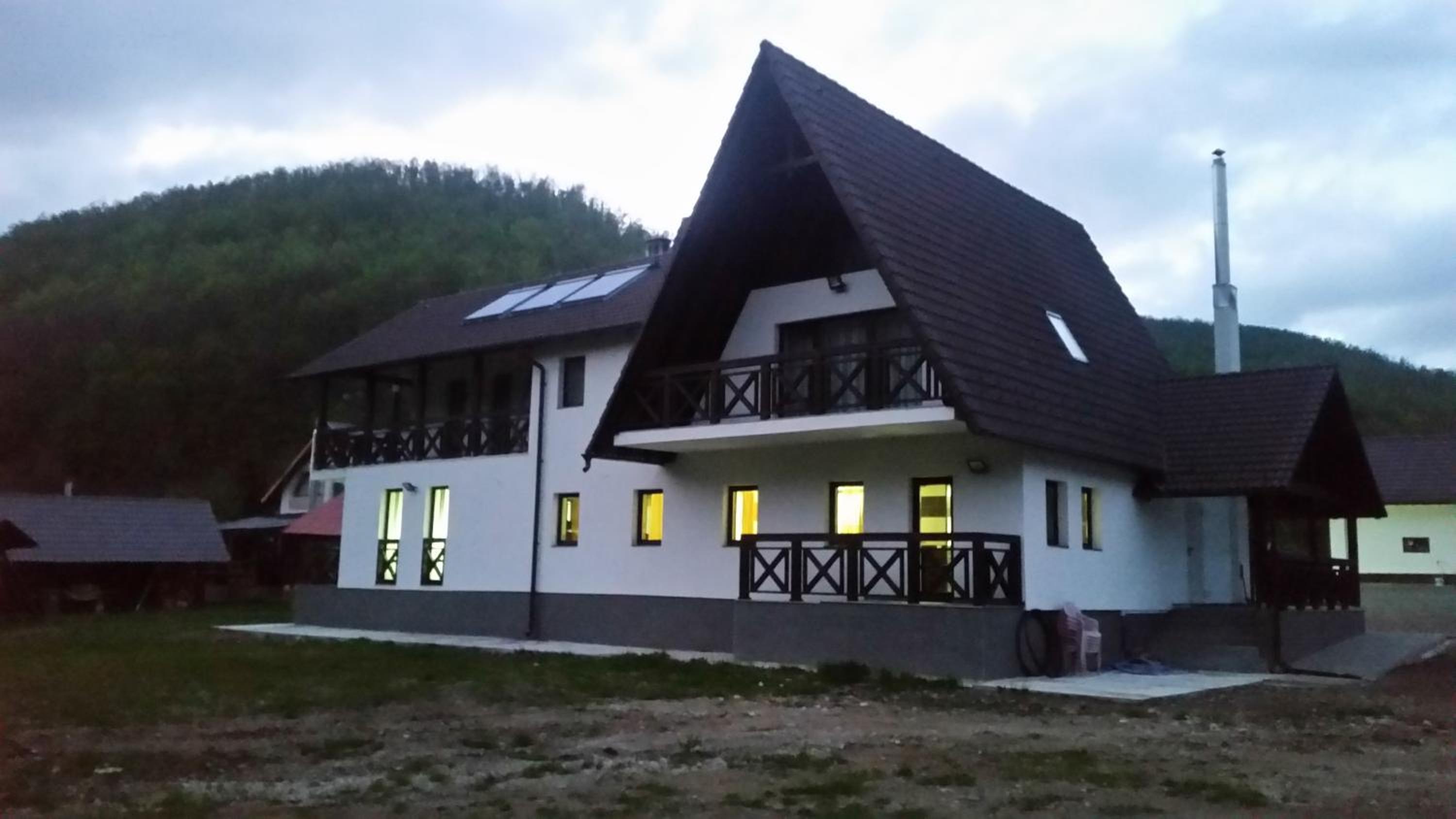 Pensiunea Steaua Nordului view 2