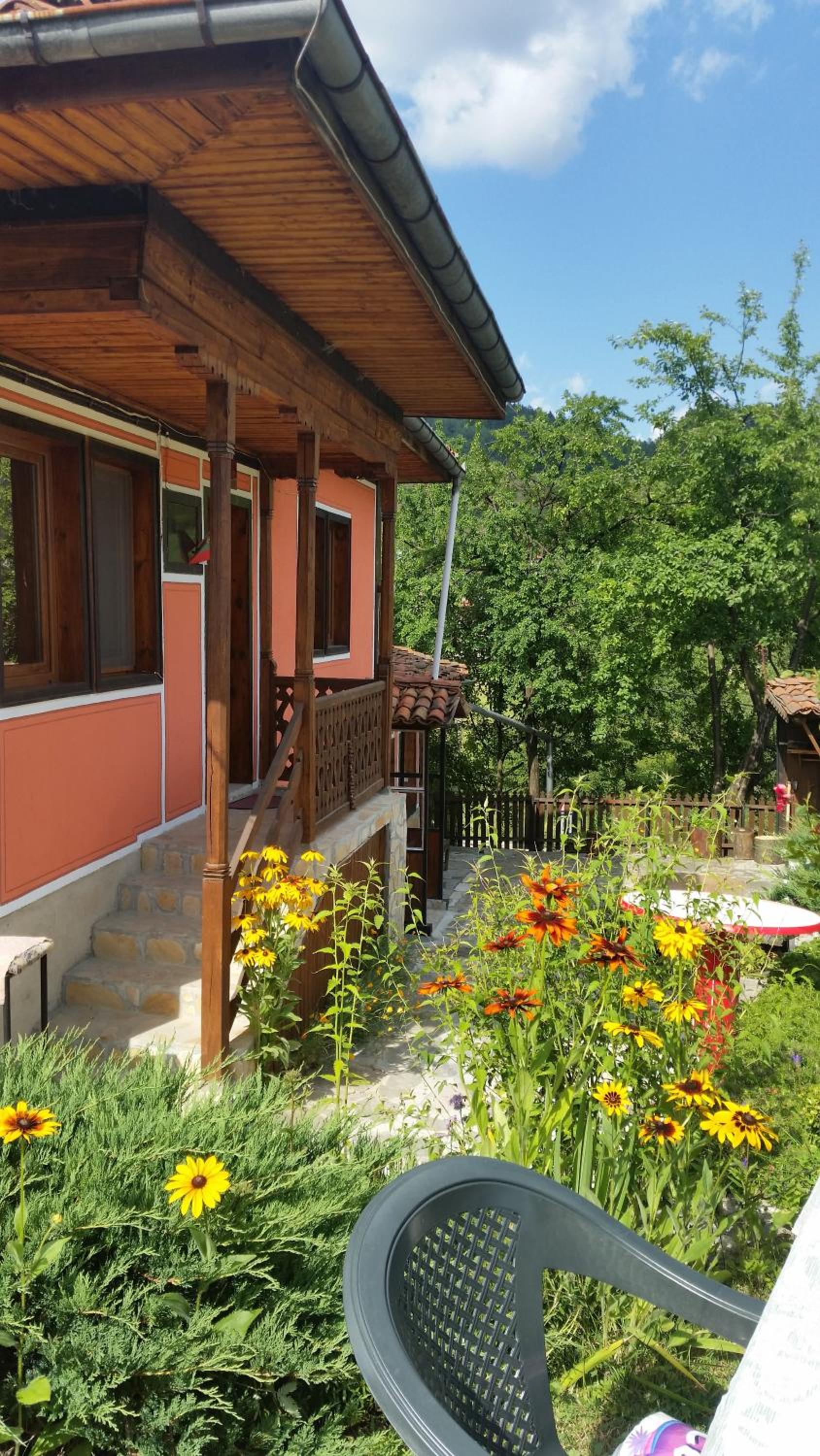 Mechta Guest House