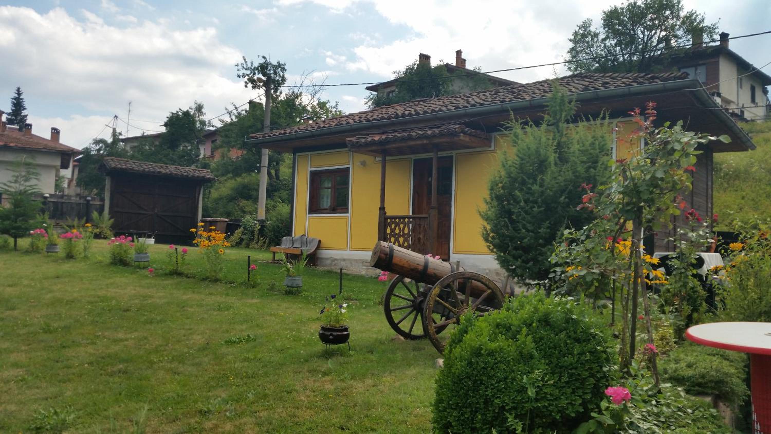 Mechta Guest House