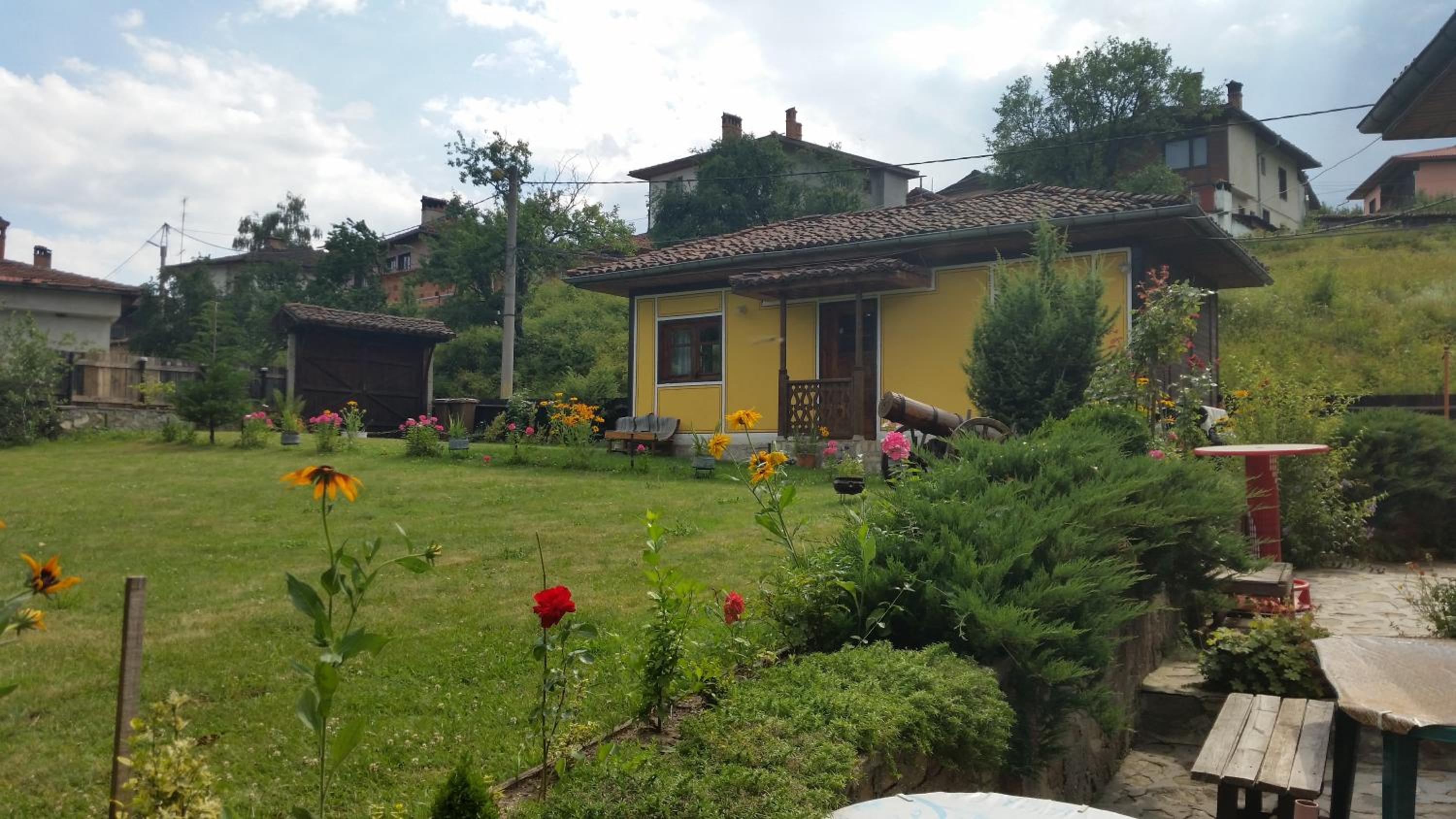 Mechta Guest House