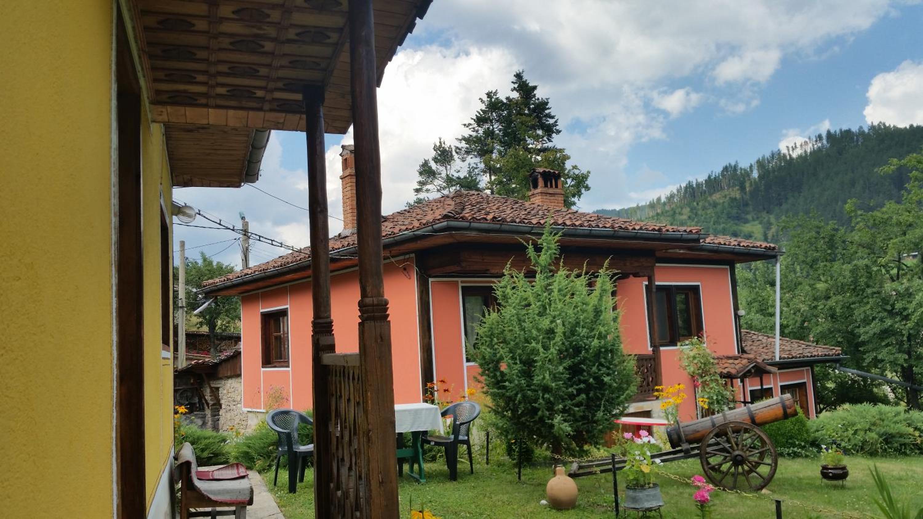 Mechta Guest House