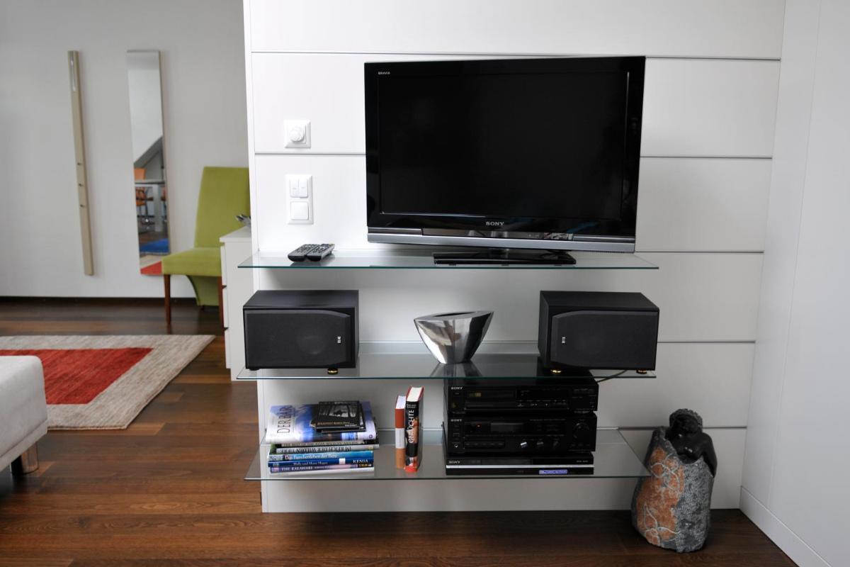 Photo 12