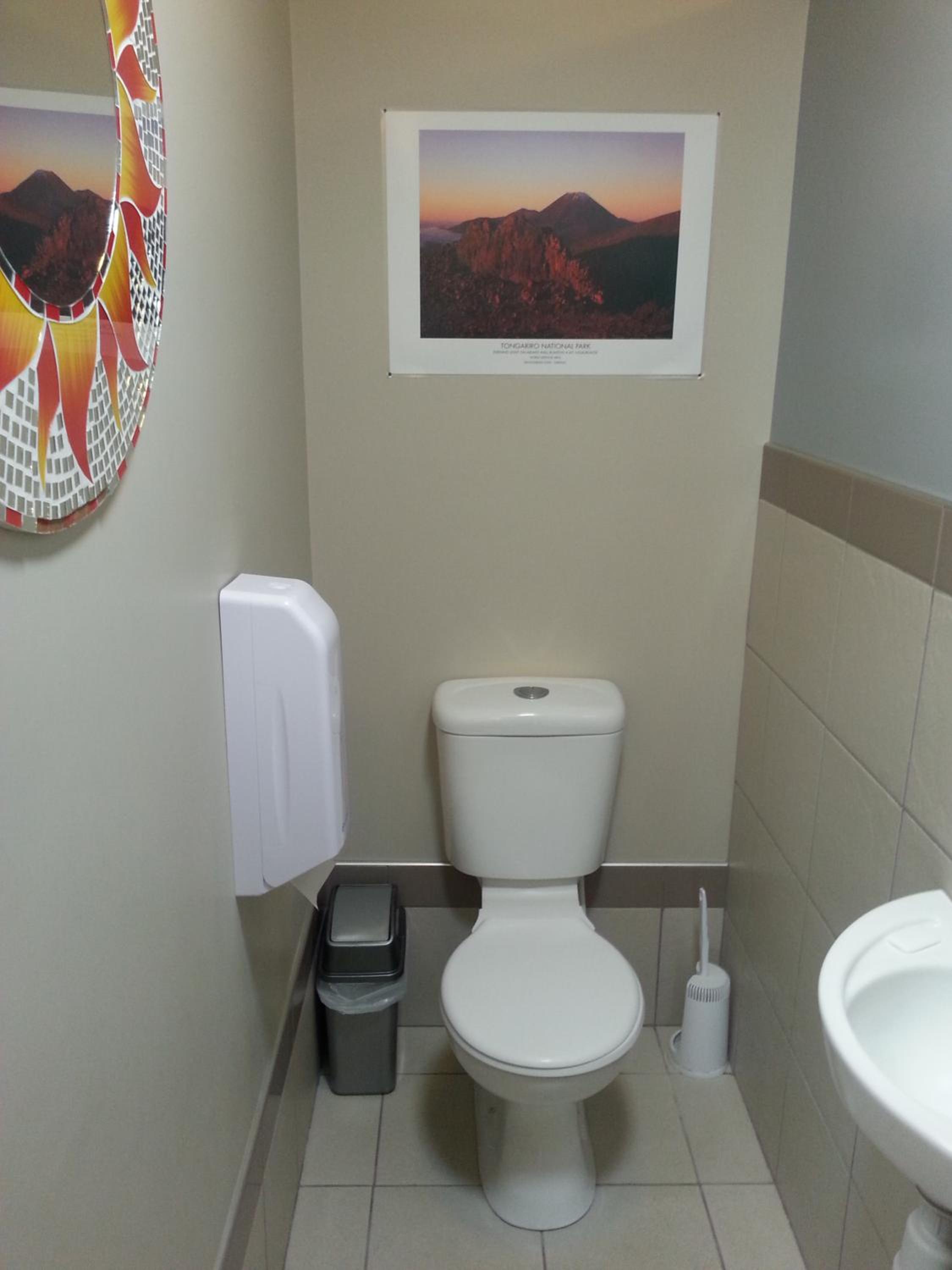 Photo 6