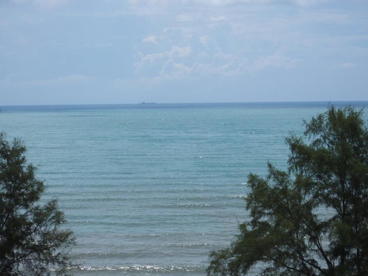 Ferringhi Luxury Suite @ By The Sea photo 5