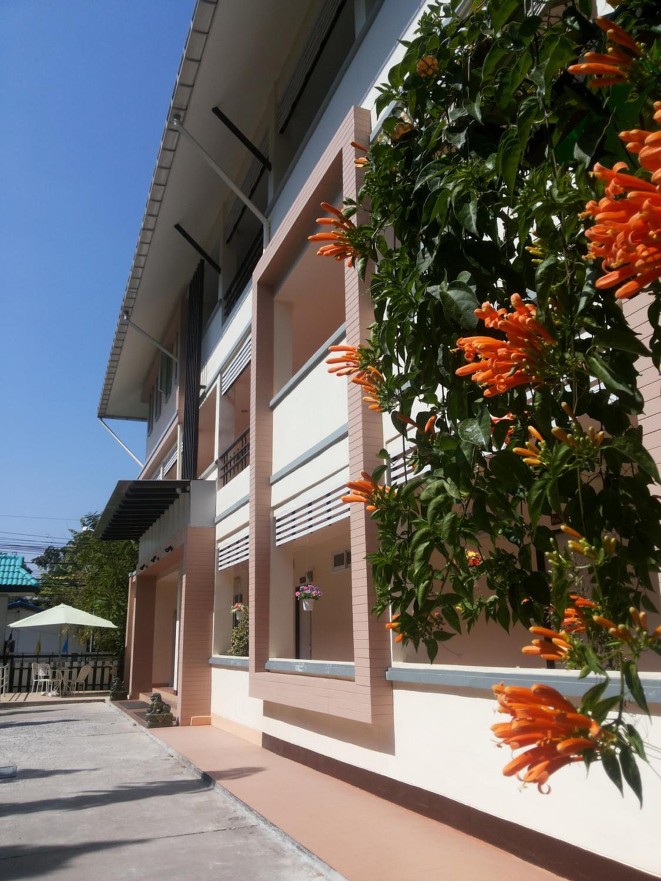 Santipran Place