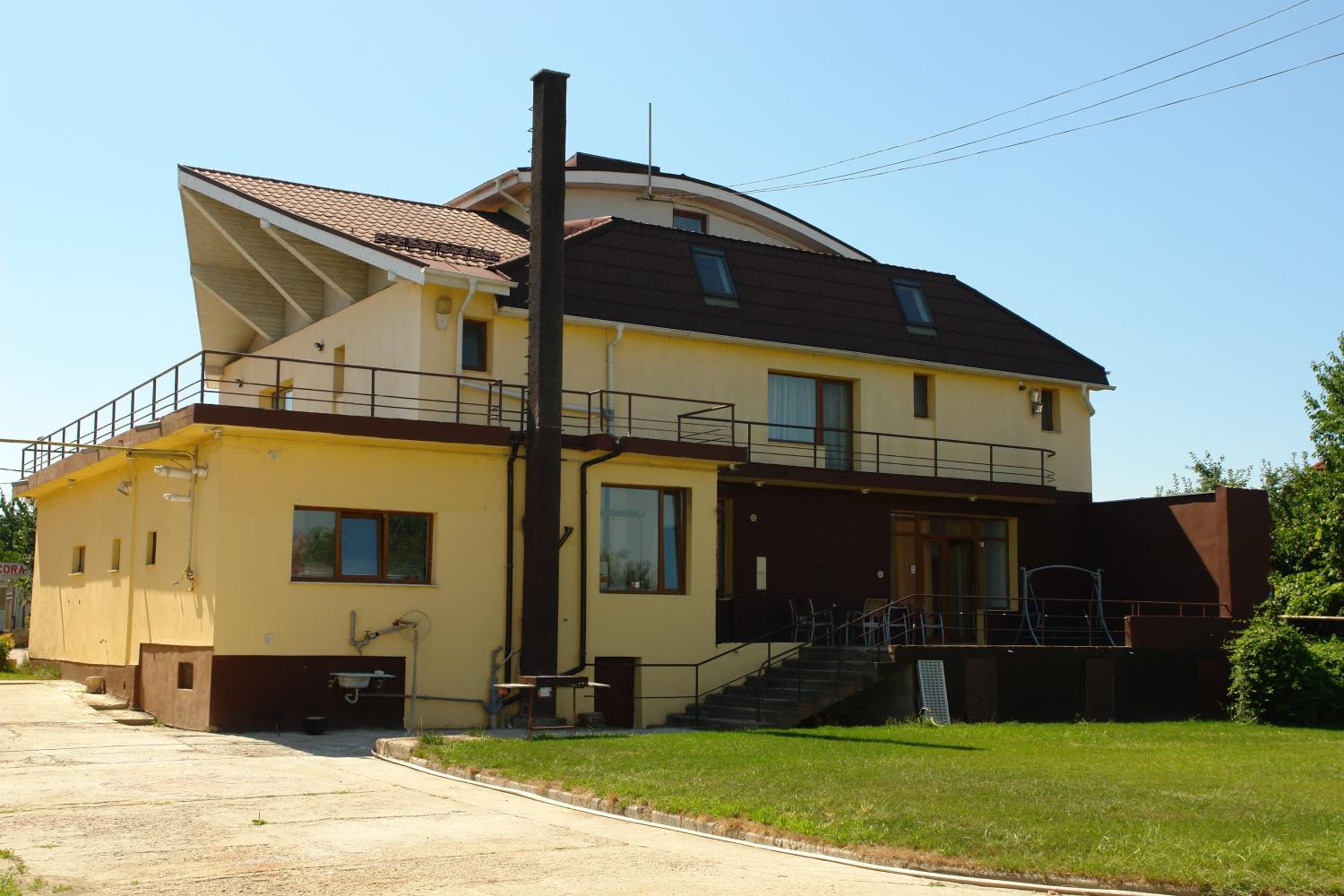 Photo 25