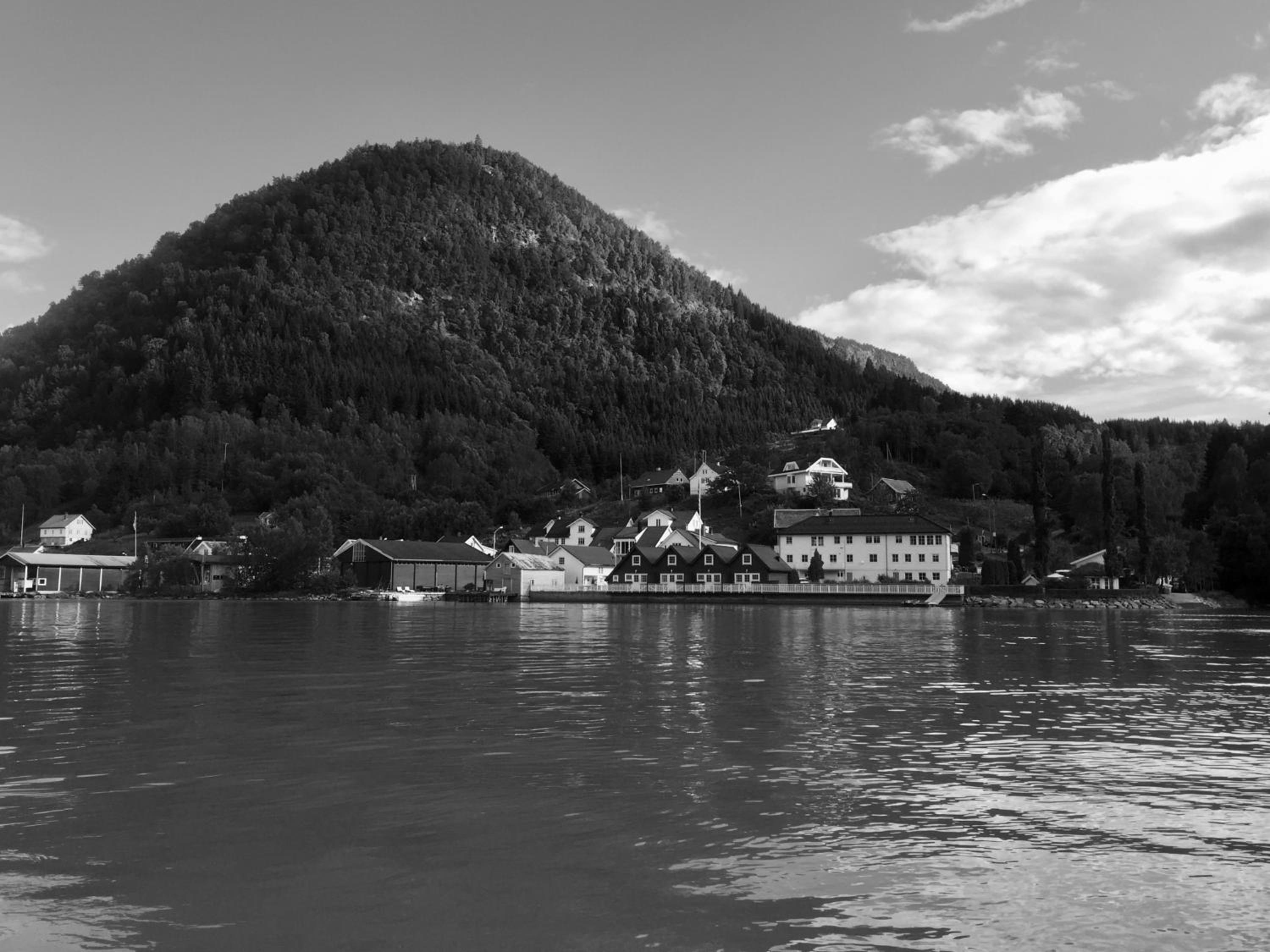 Photo 9