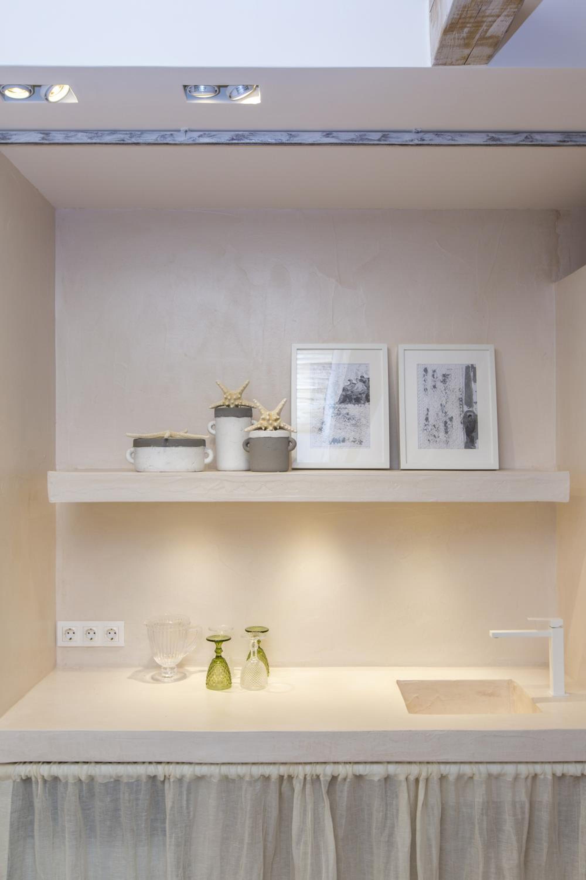 Sea Nymphs Suites