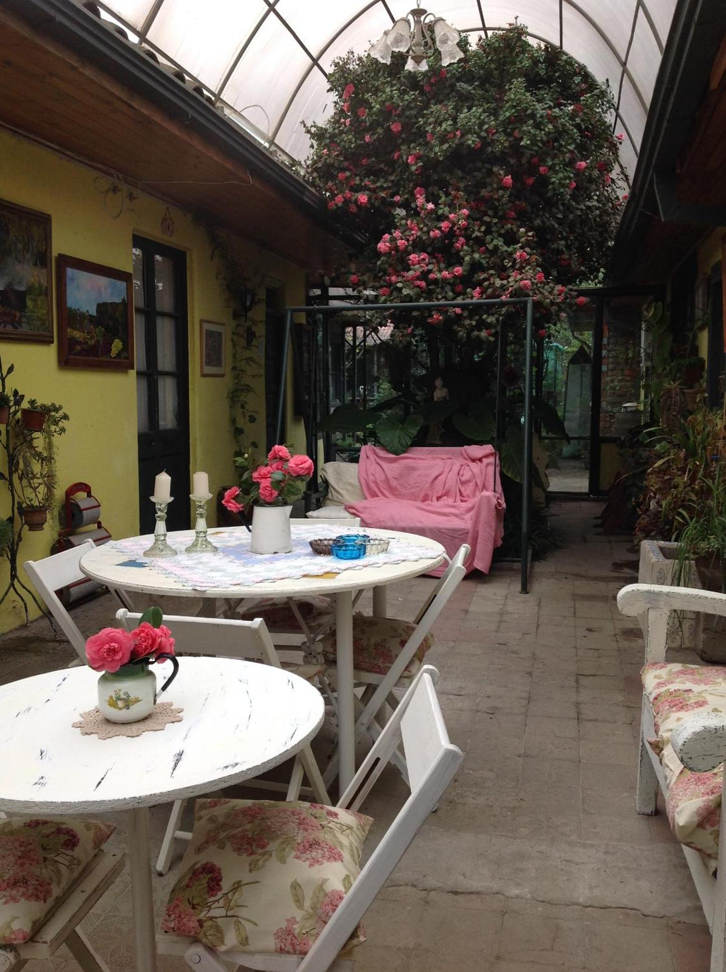 Hostal Renoir