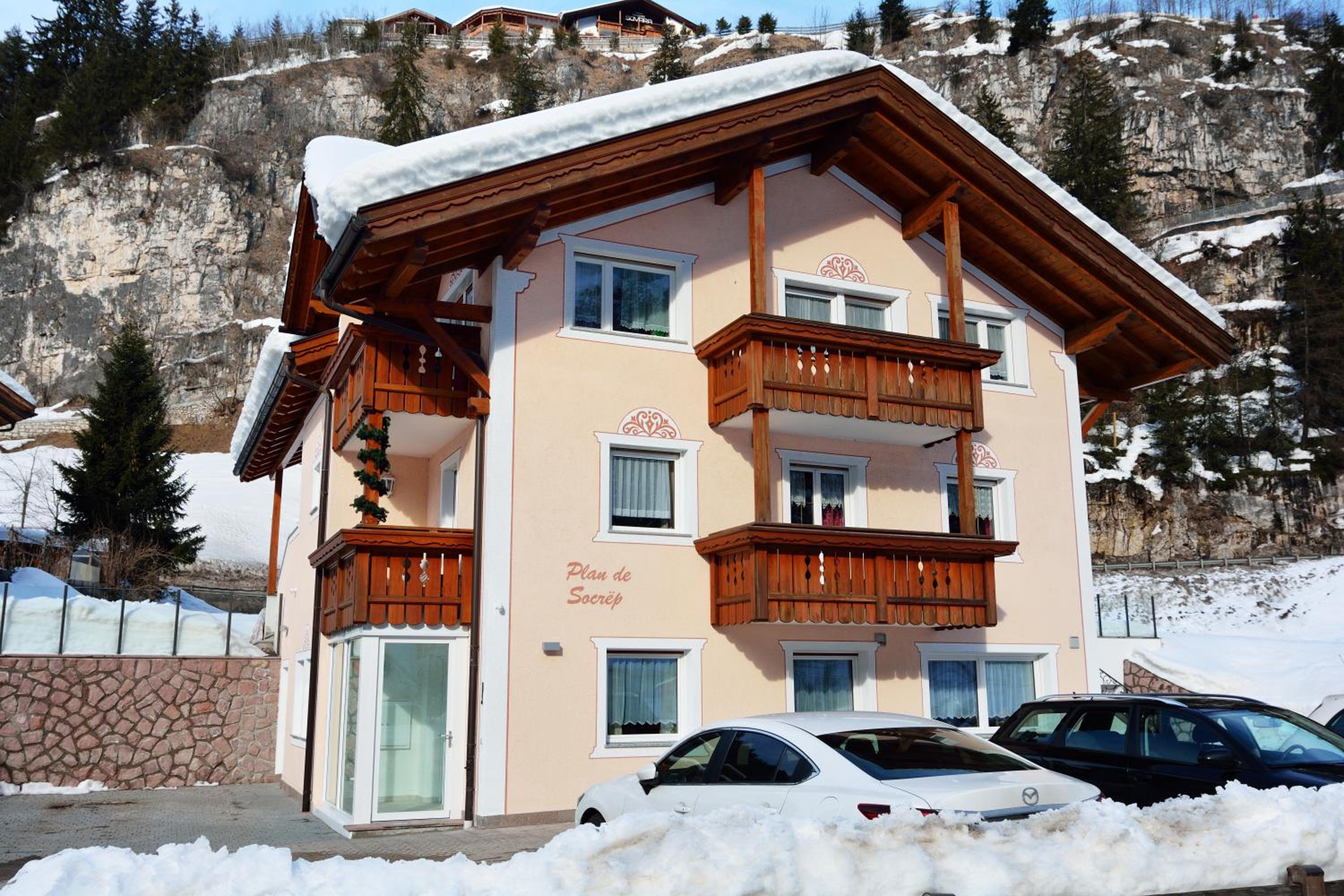 Hotel Apartment Plan De Socrep