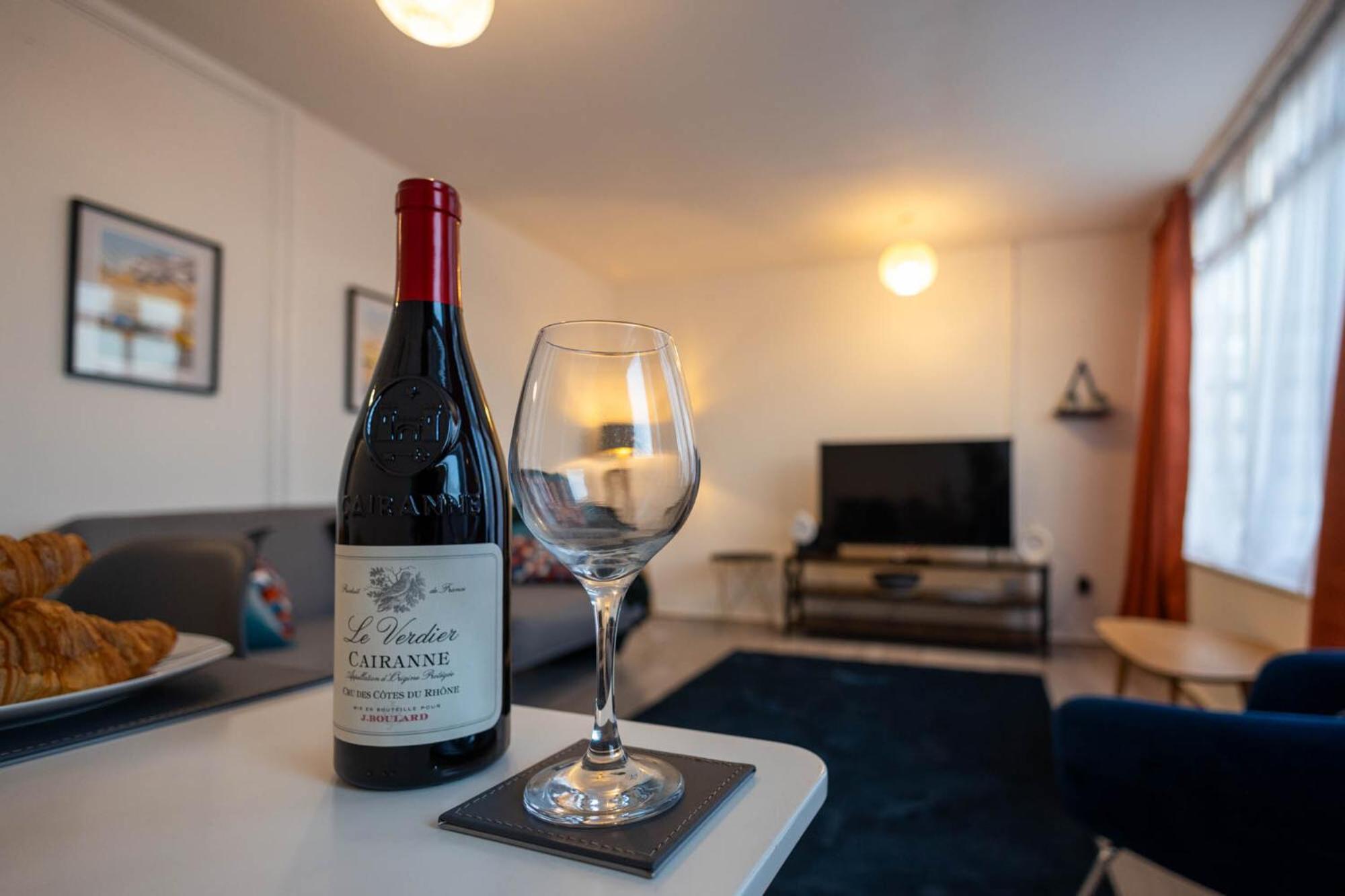 Entire 3 Bedroom Apartment in Felixstowe