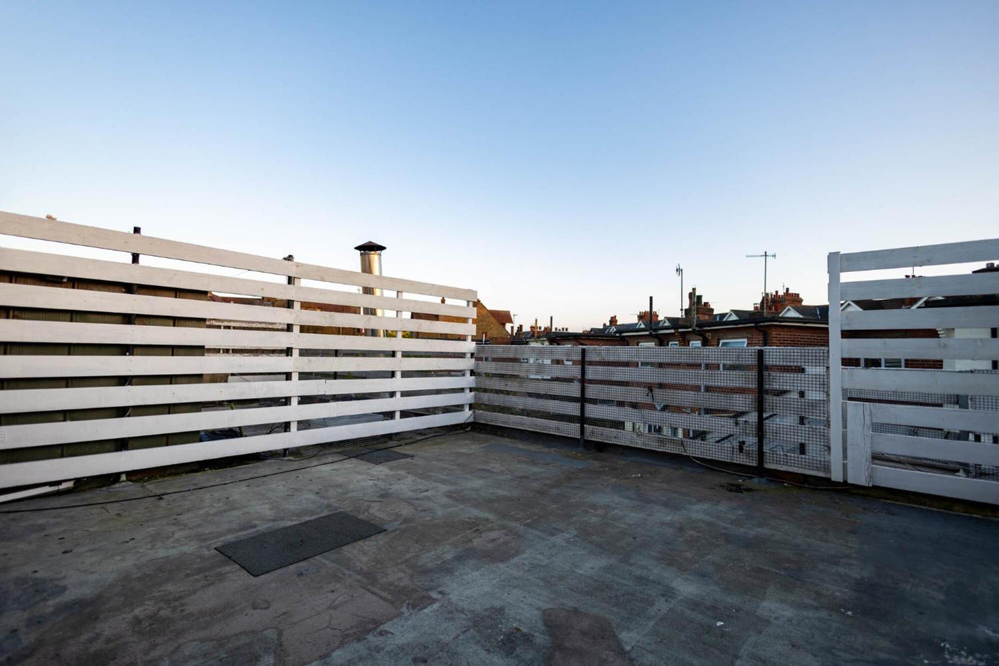 Entire 3 Bedroom Apartment in Felixstowe