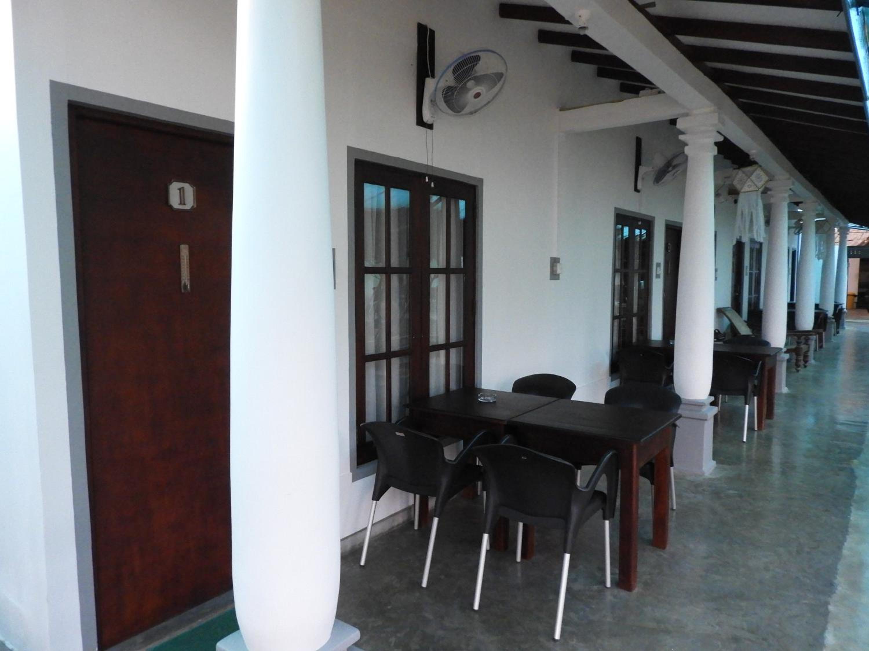 Photo 21
