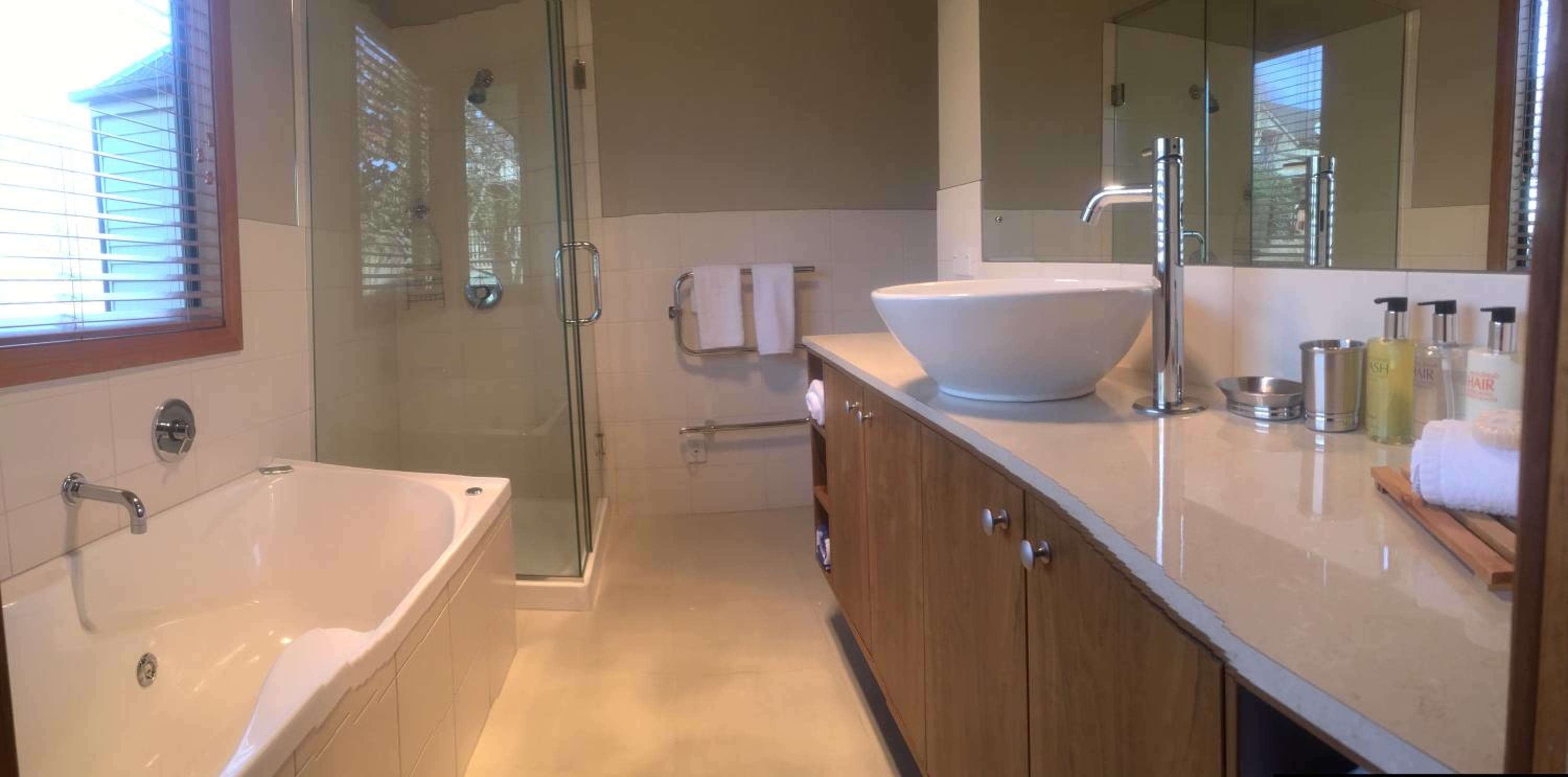 Lansdown Peaks Apartments