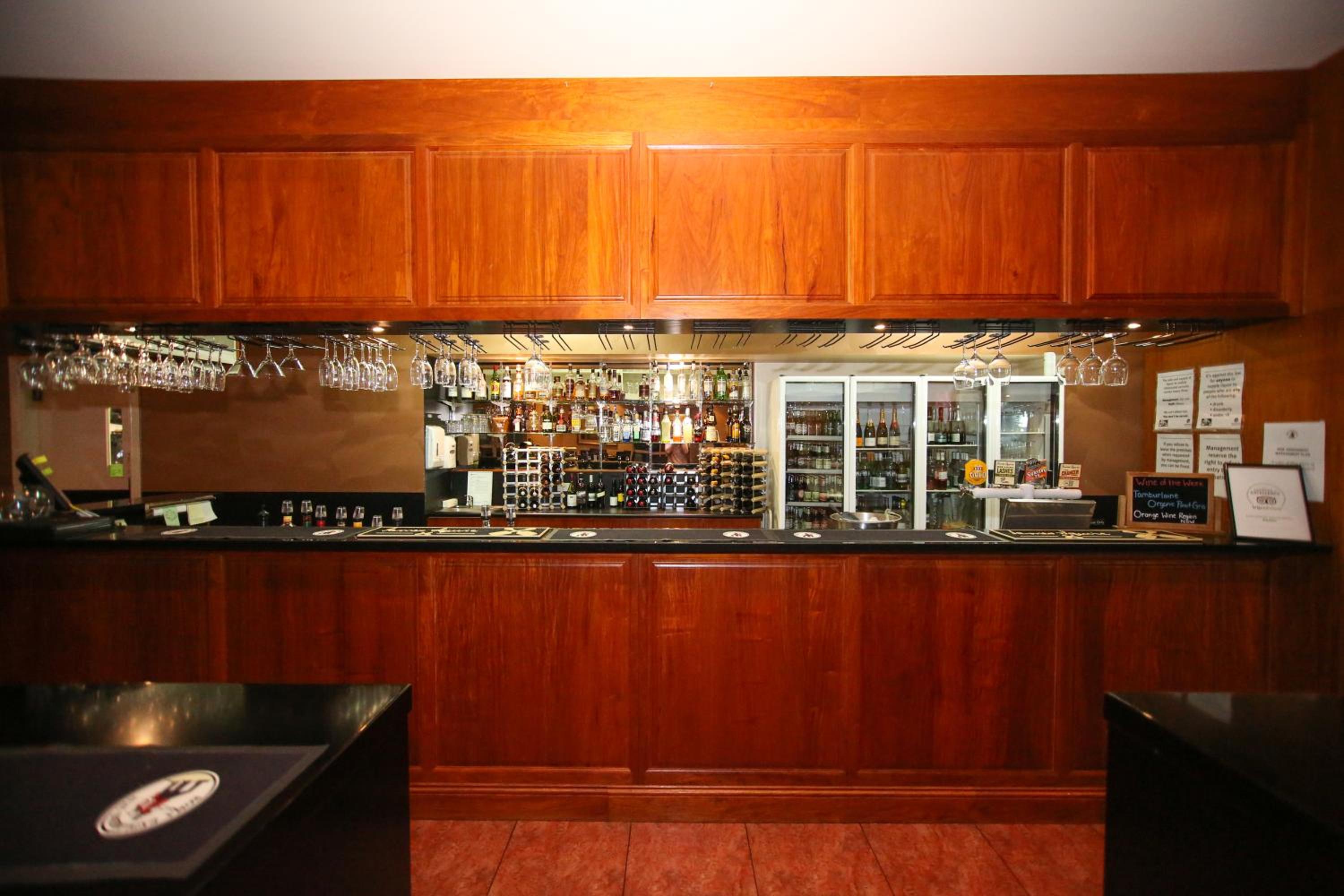 Roma Explorers Inn