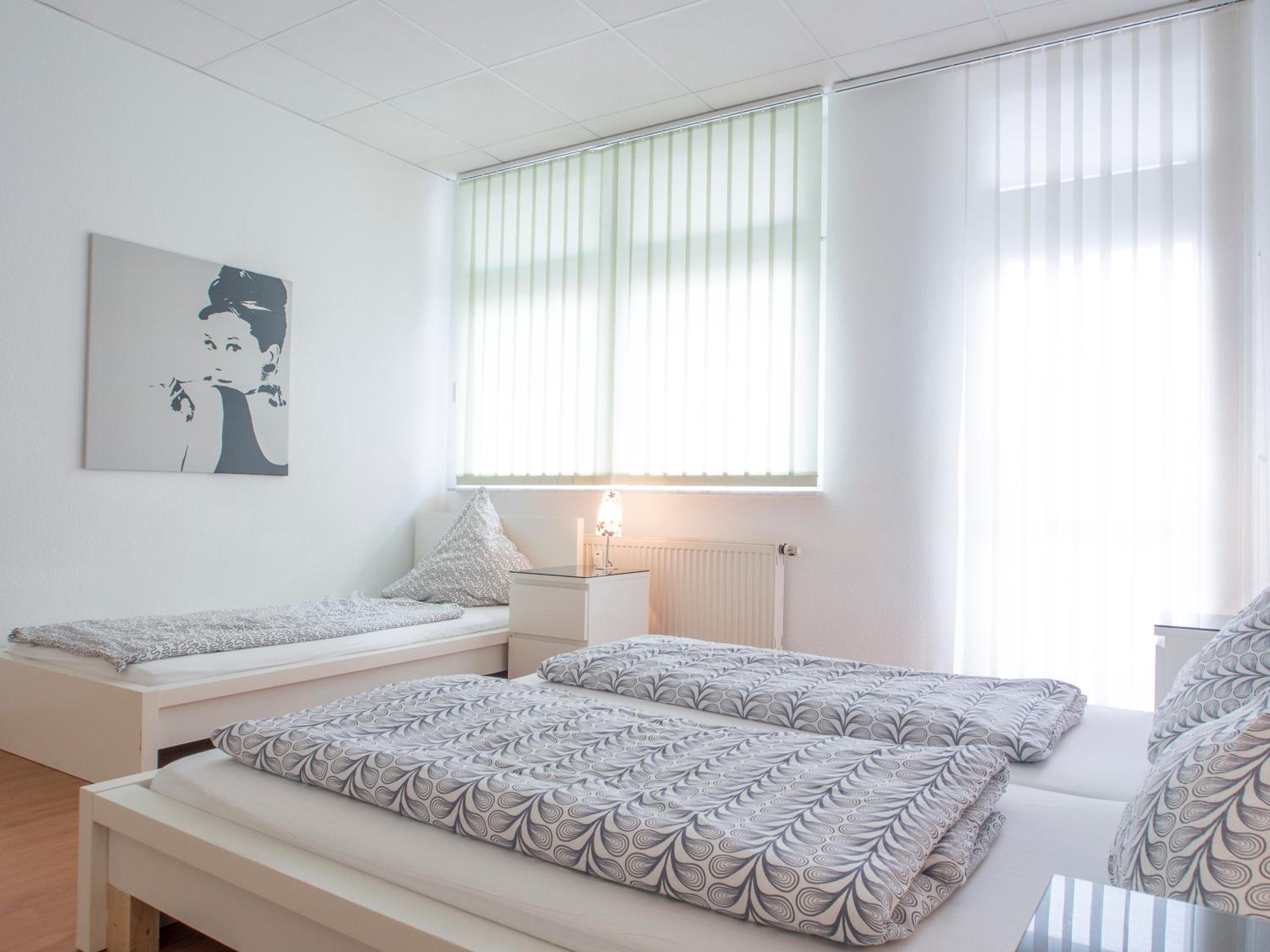 Spacious and modern furnished apartment for 10 guests