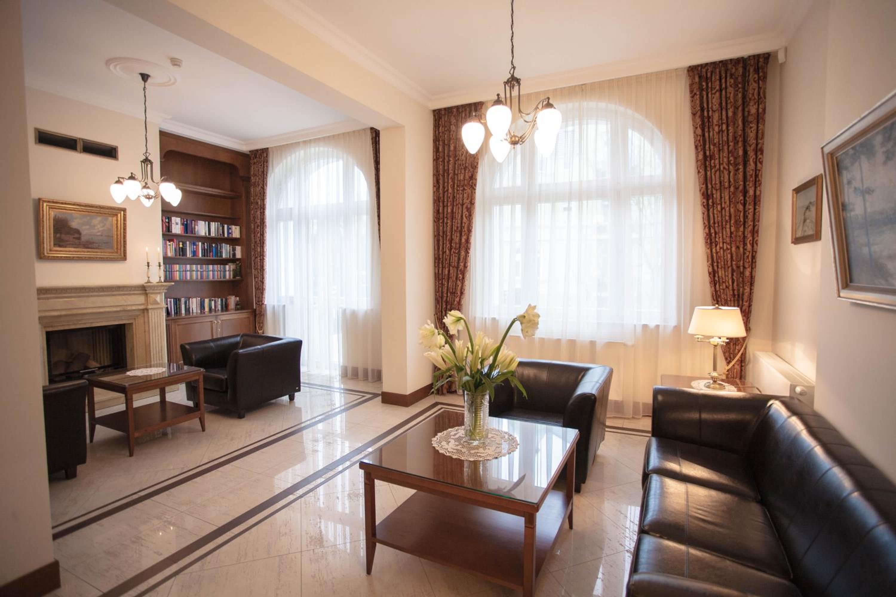 Photo 30