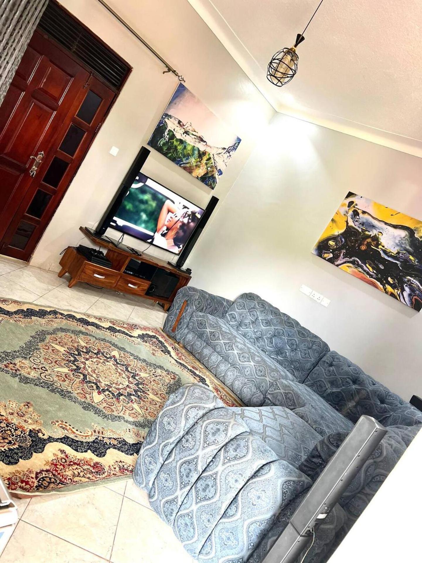 Apartment - Sleeps 2 - Parking - Garden