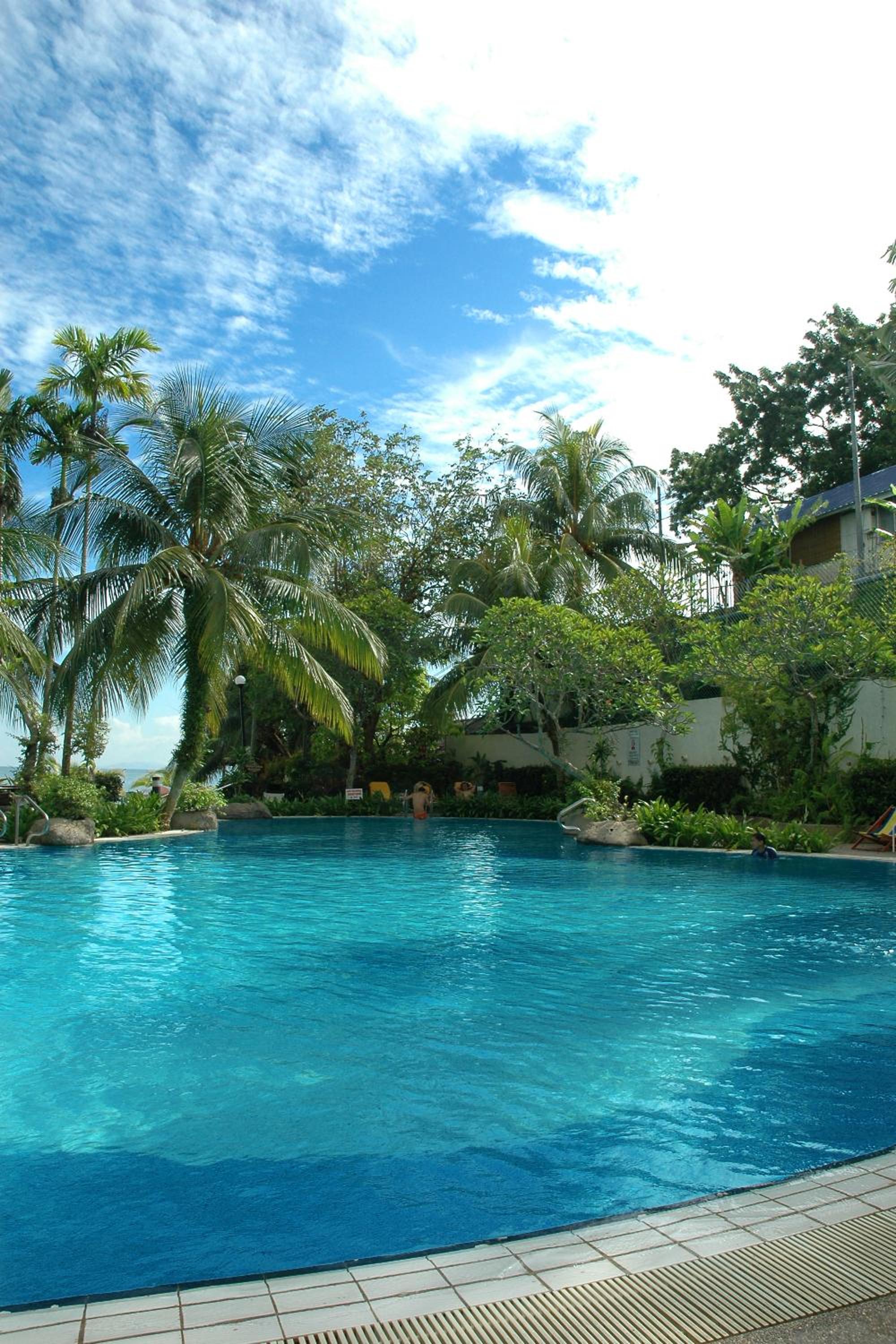 Rainbow Paradise Beach Resort