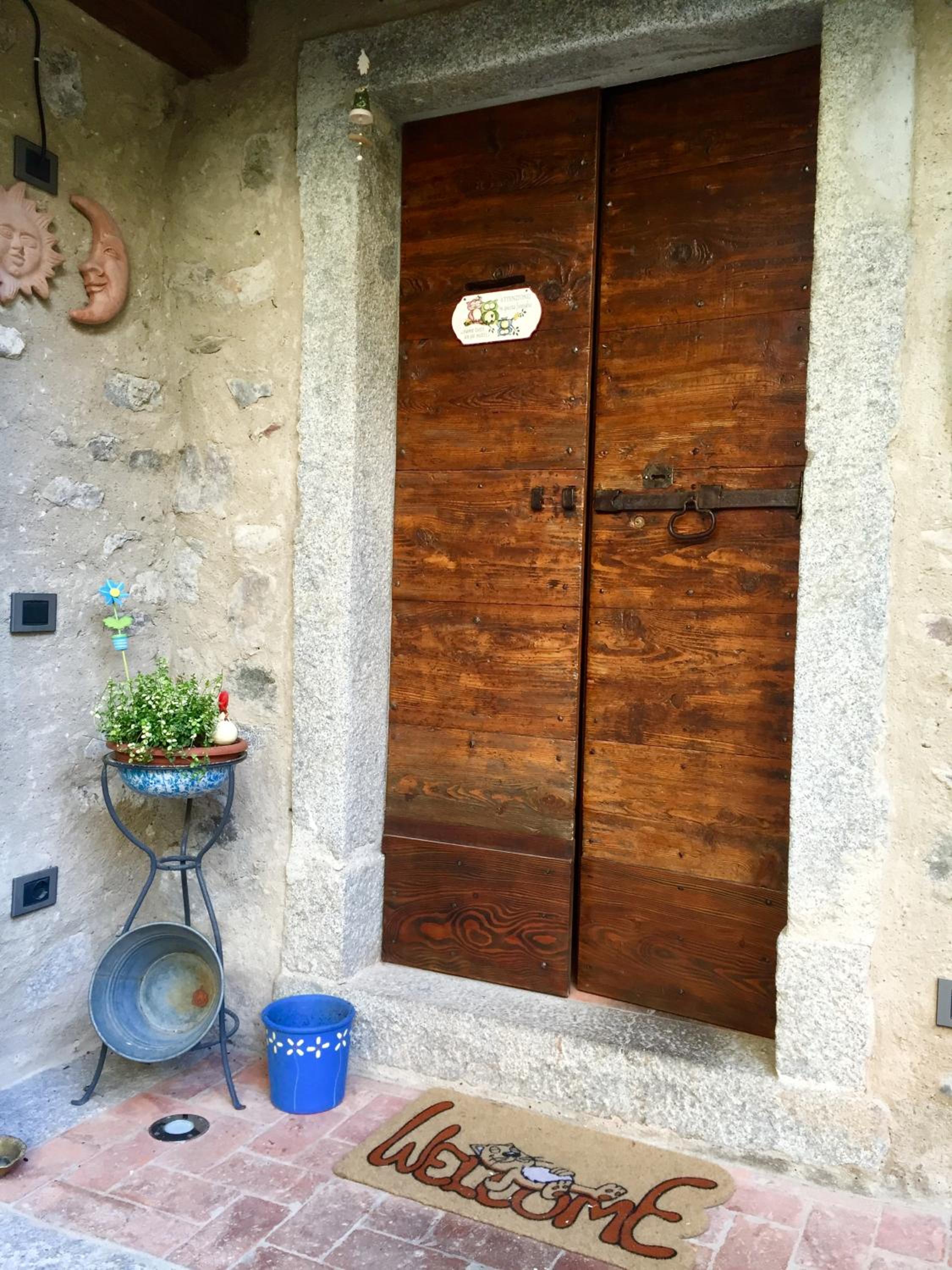 B&B El Piastrol view 3