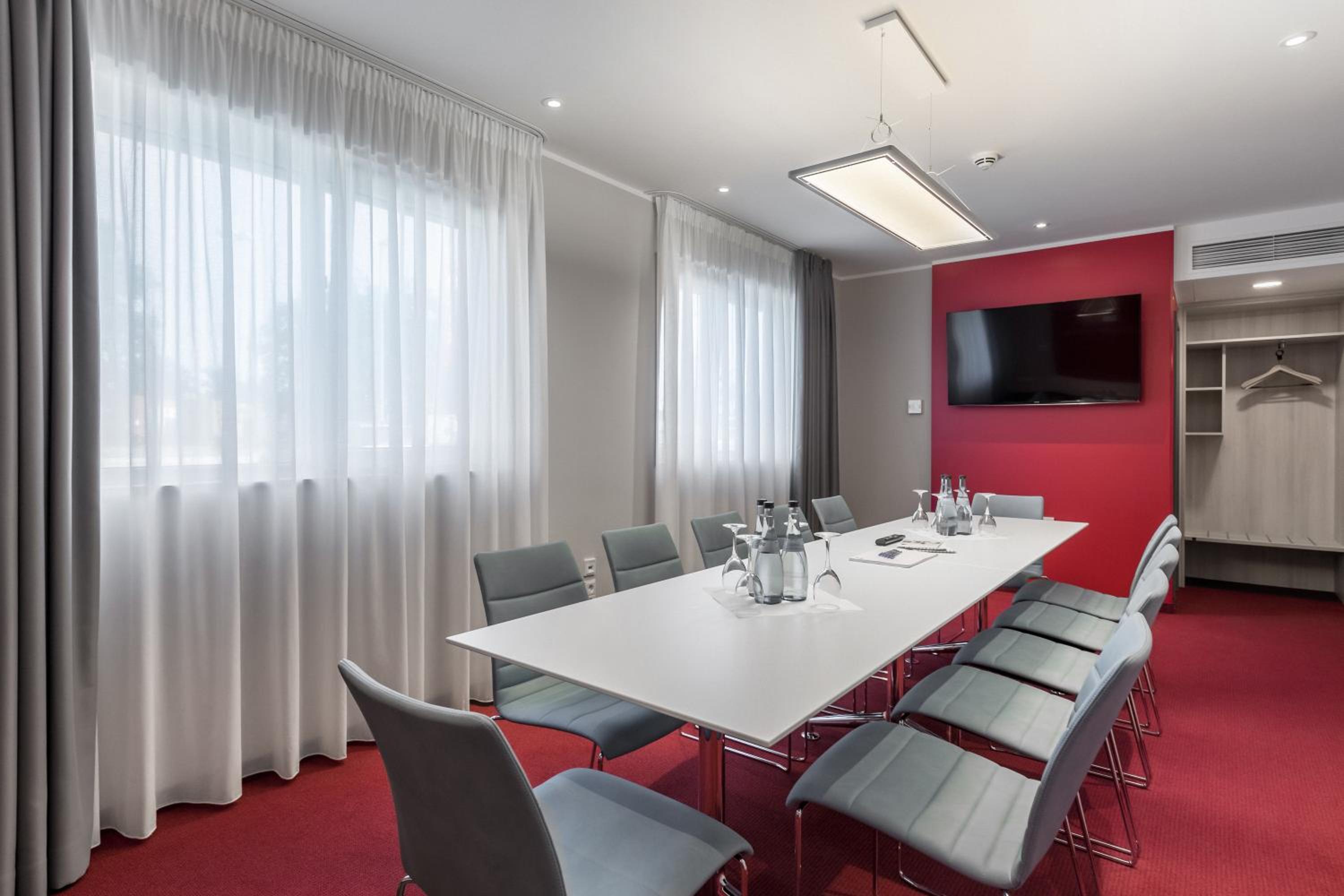 meeting & event spaces